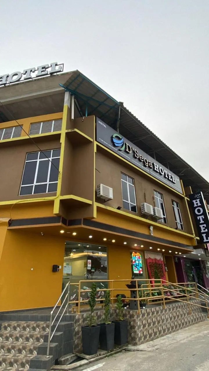 Property building in HOTEL HOMESTAY MACHANG D Sega