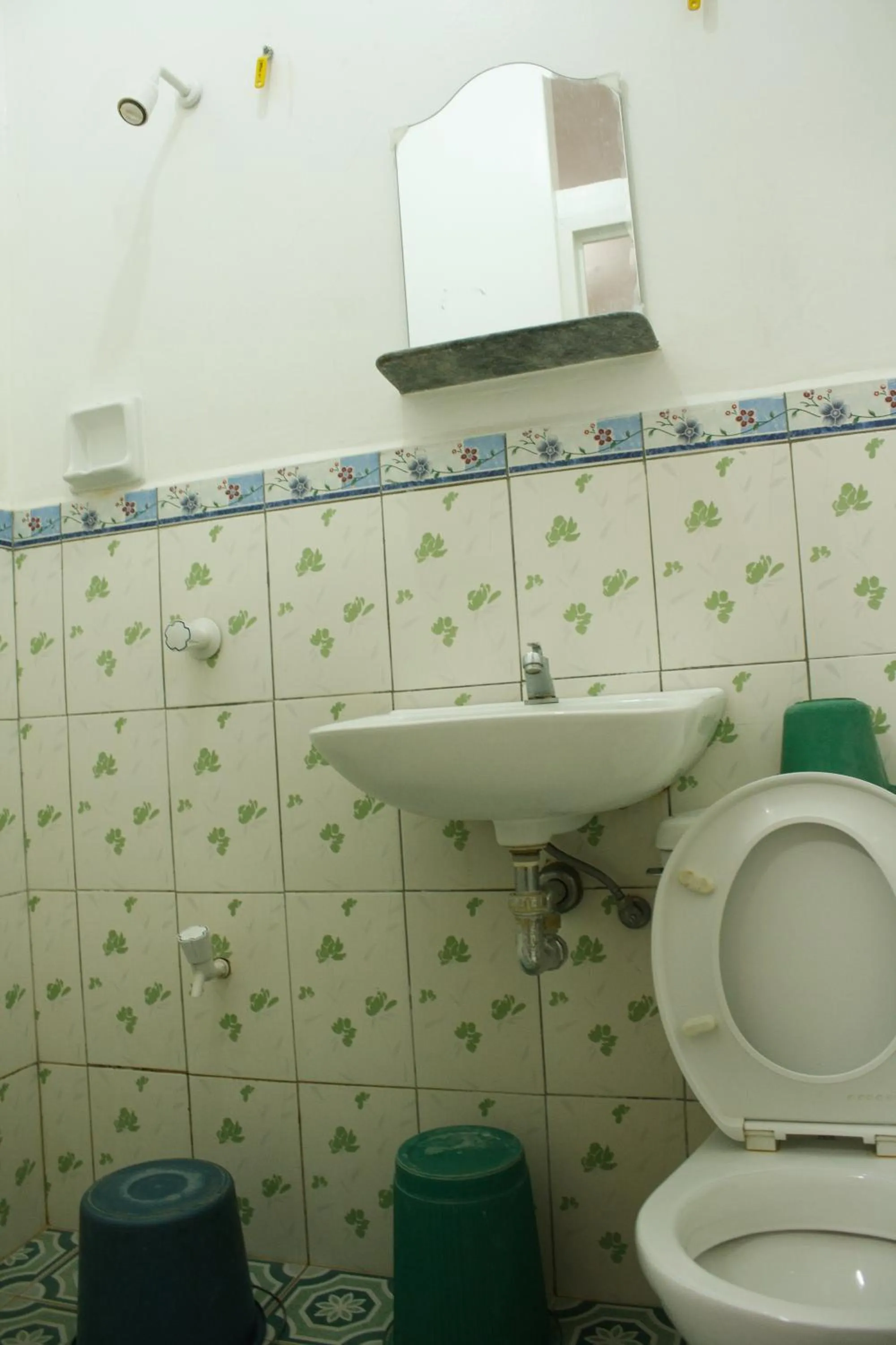 Toilet in GV Hotel - Catbalogan