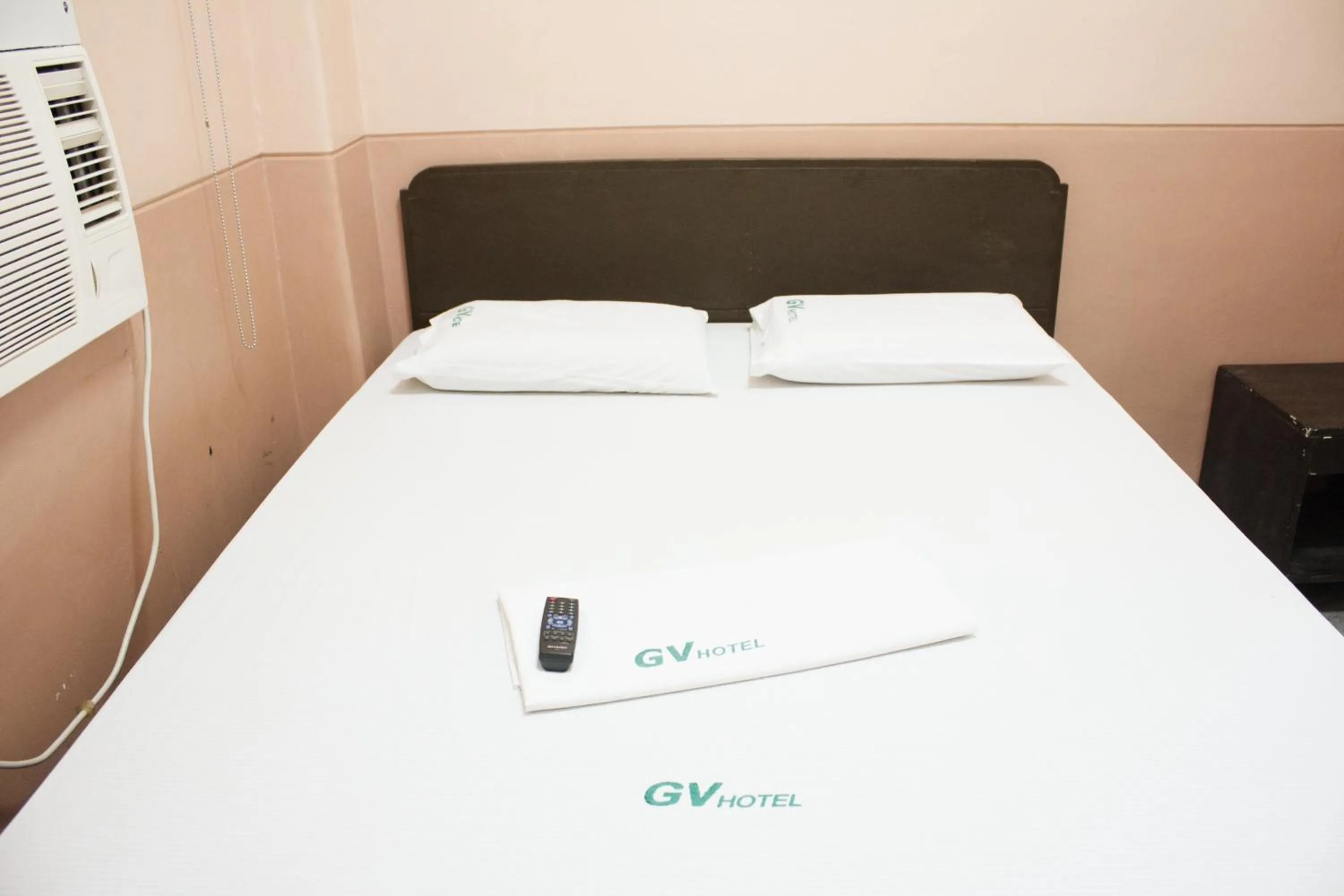 Bed in GV Hotel - Catbalogan