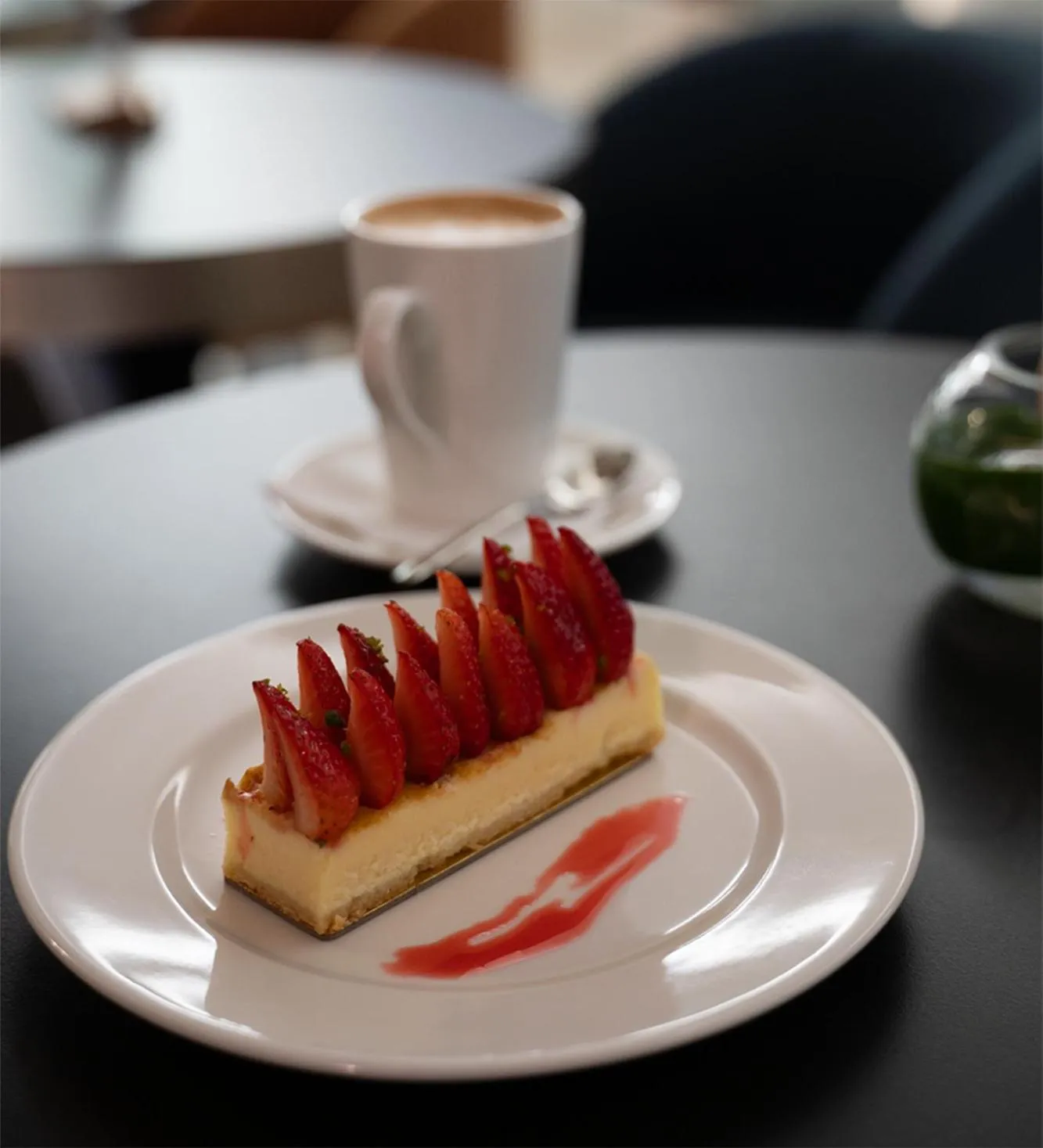 Restaurant/places to eat in Rotana Al Manakha Madinah