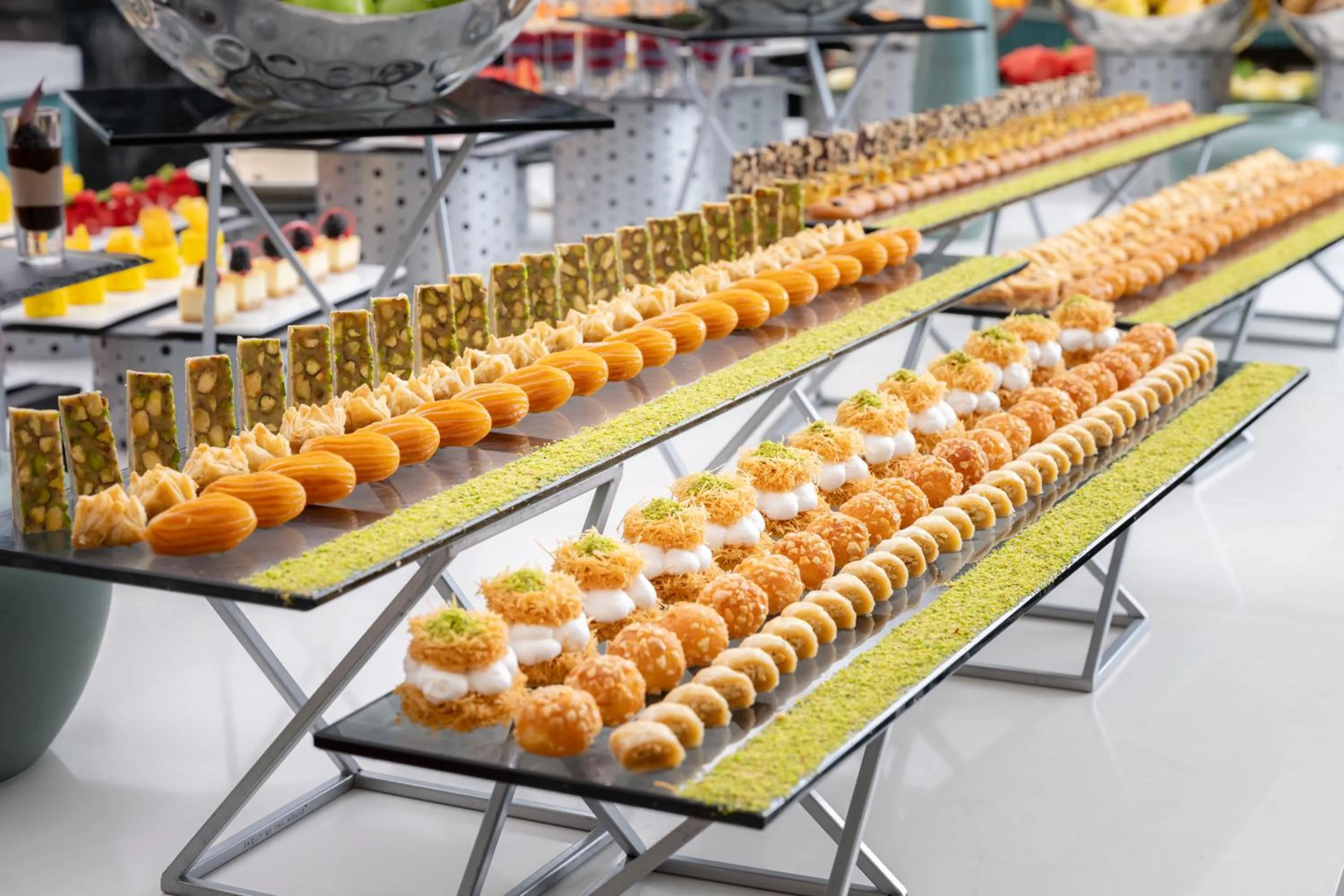 Restaurant/places to eat in Rotana Al Manakha Madinah