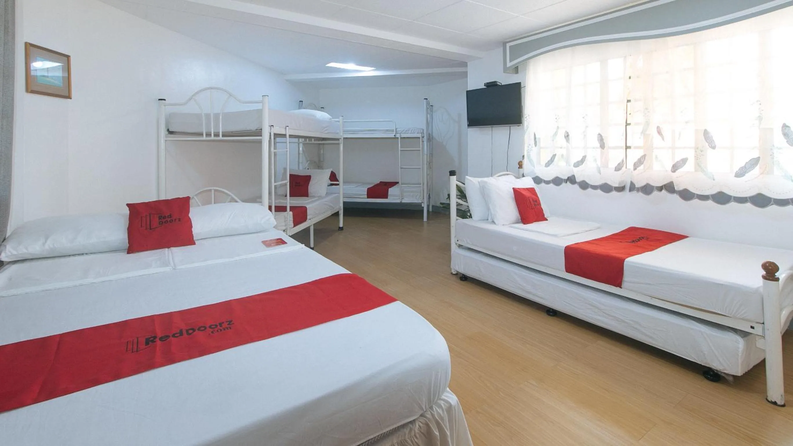 Bed in 8 Bed Mixed Dormitory in RedDoorz at Yahweh Spring Retreat and Resort Laguna