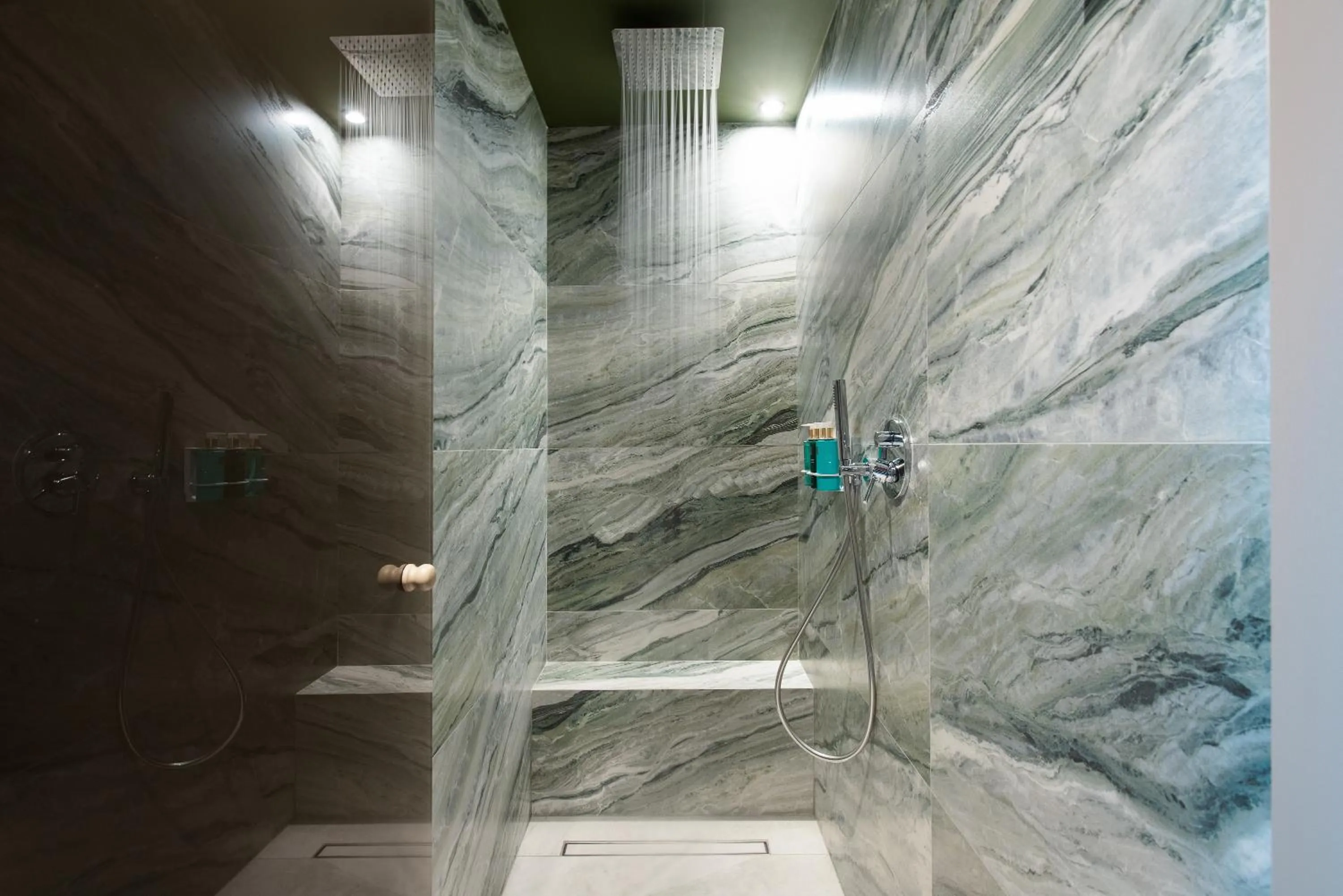 Shower in Cosmeen Lifestyle Boutique Stay