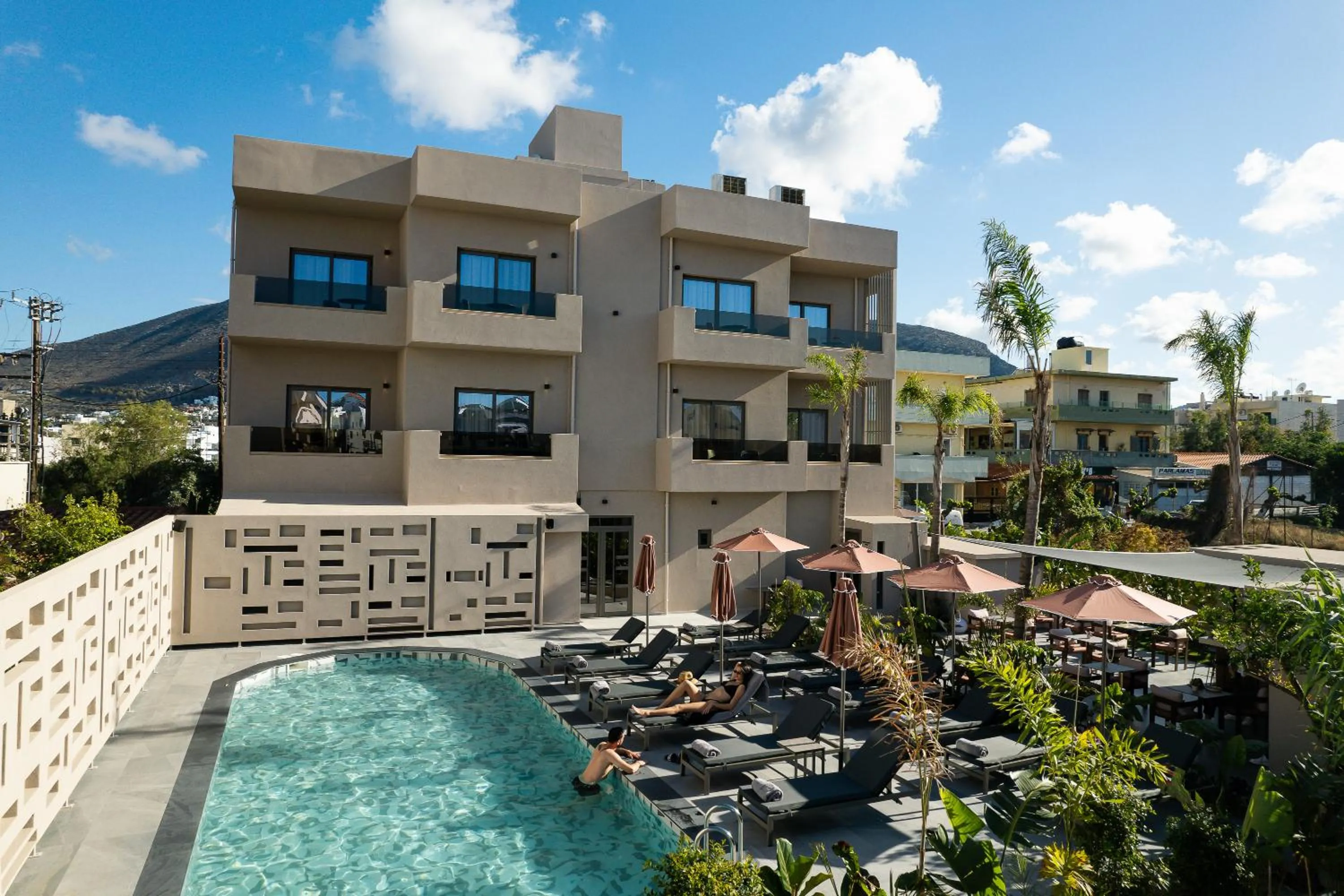 Property building in Cosmeen Lifestyle Boutique Stay