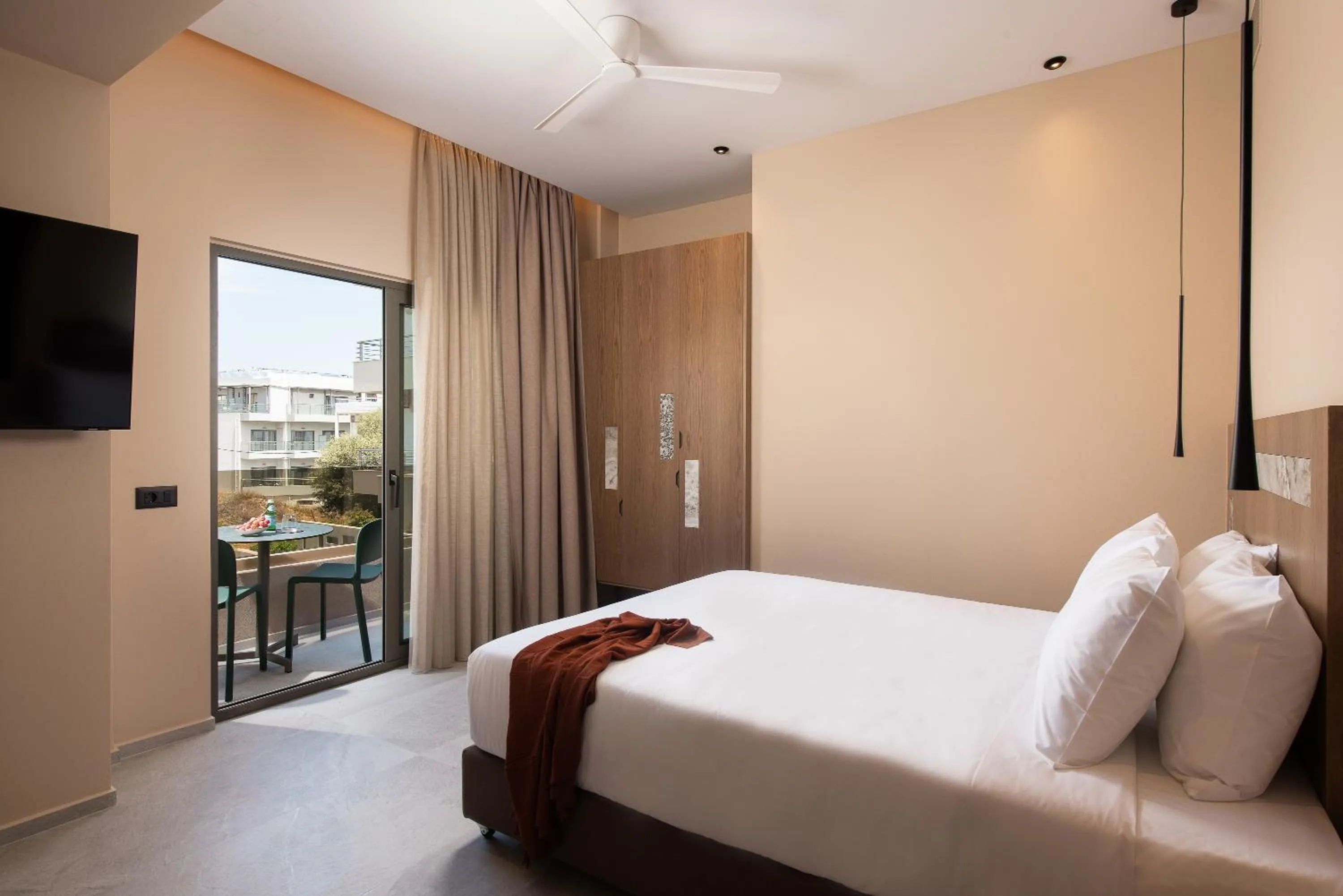 Bed in Cosmeen Lifestyle Boutique Stay