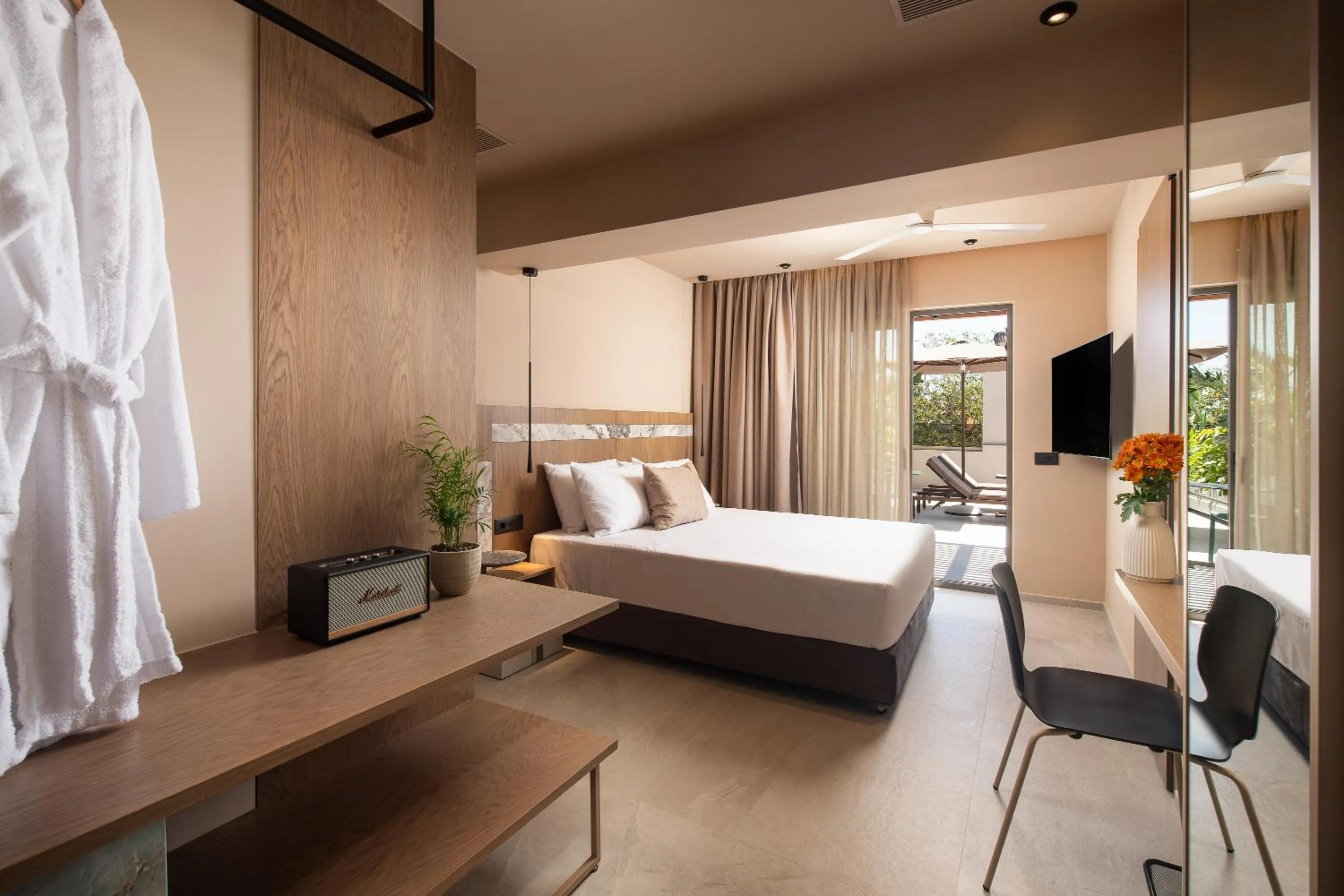 Bed in Cosmeen Lifestyle Boutique Stay