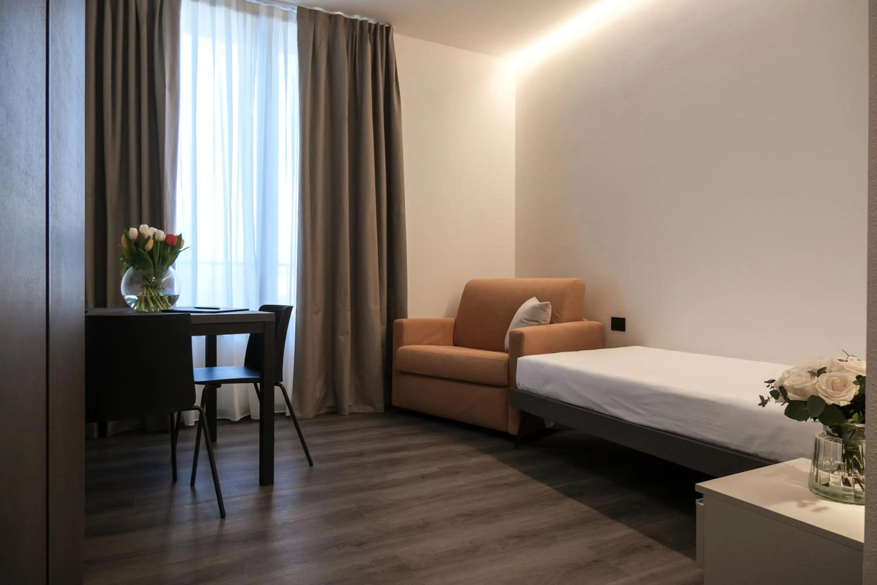 Dining area, Bed in Emerald Green Residence