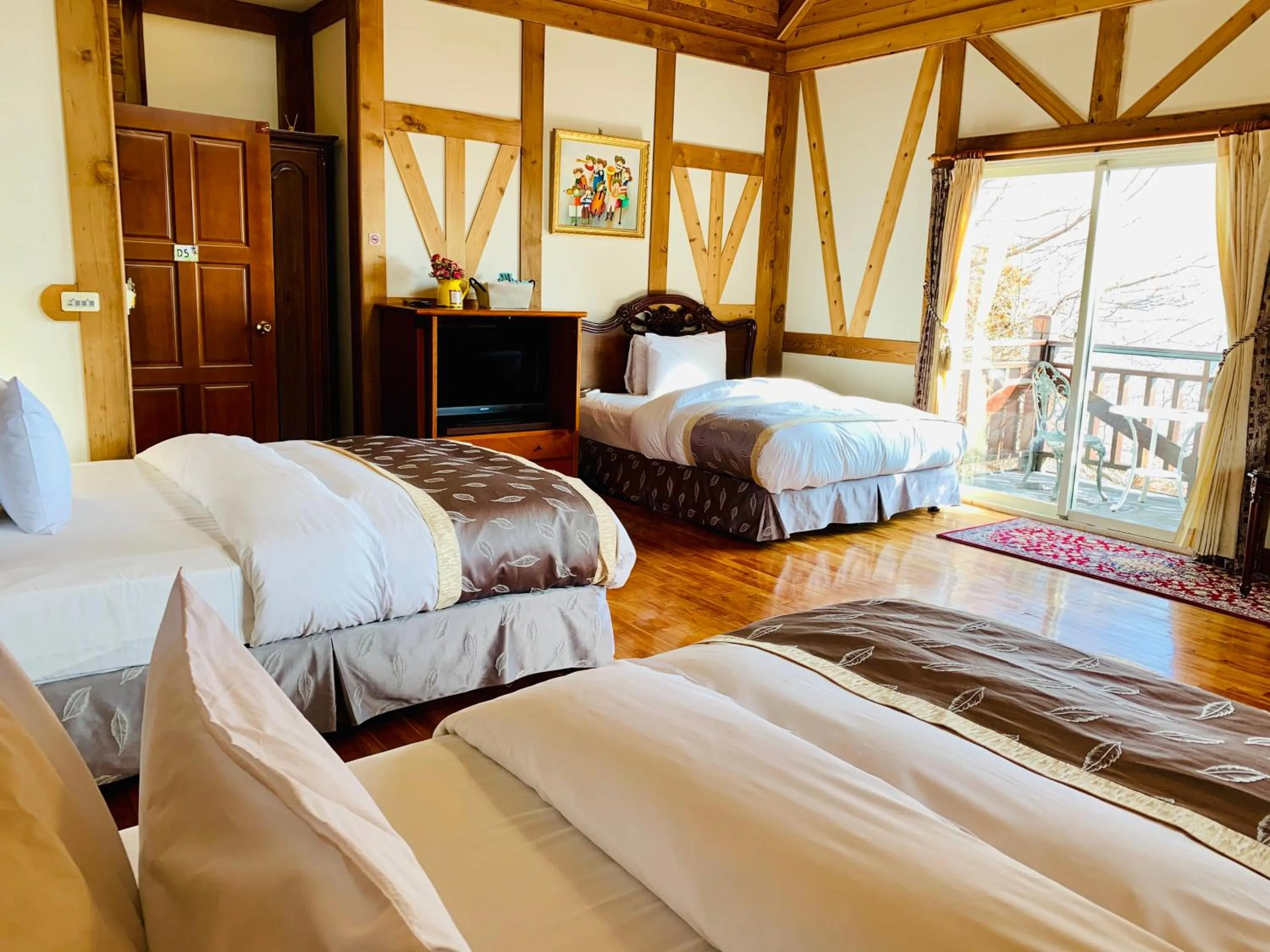 Bed in The Cotswolds Villa