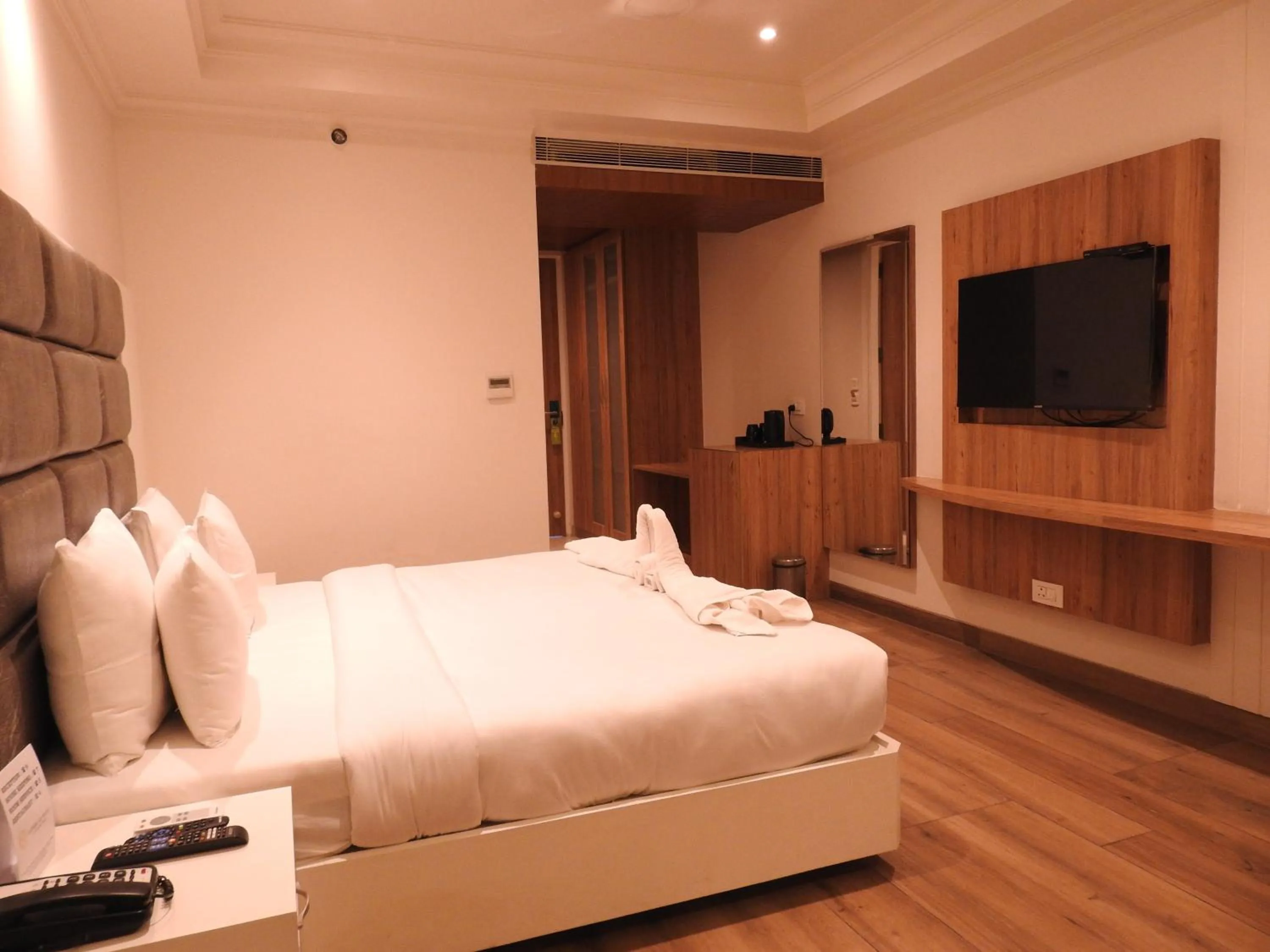 Bed in Sapphire Sky Hotel