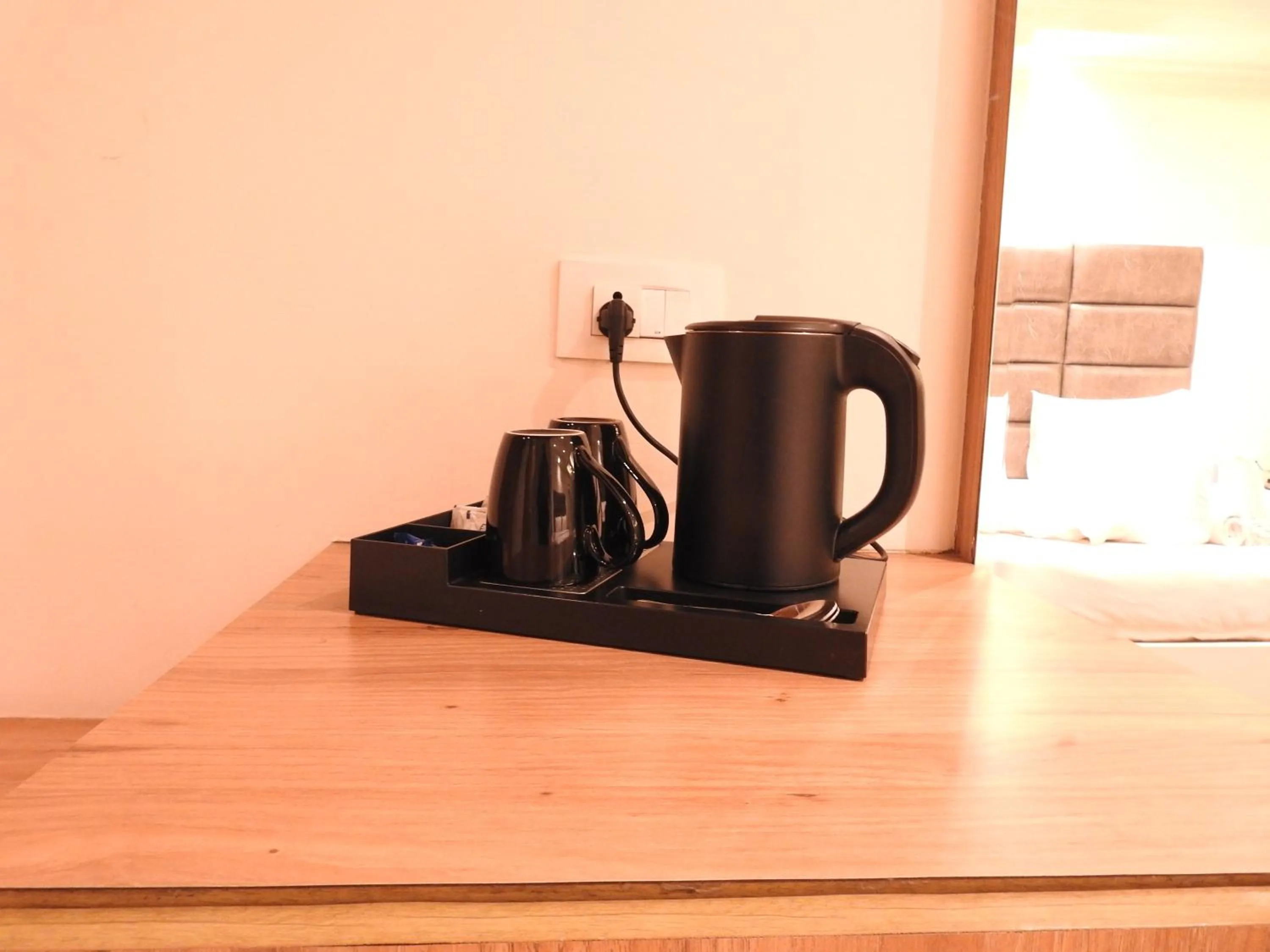 Coffee/tea facilities in Sapphire Sky Hotel