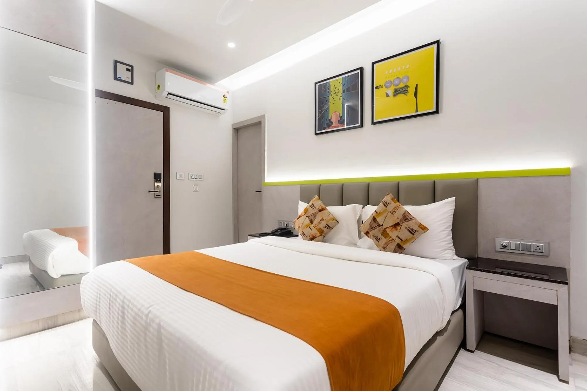 Bed in FabHotel Orange Oasis