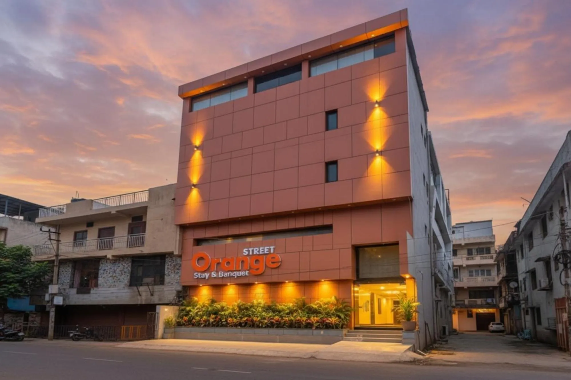 Property building in FabHotel Orange Oasis