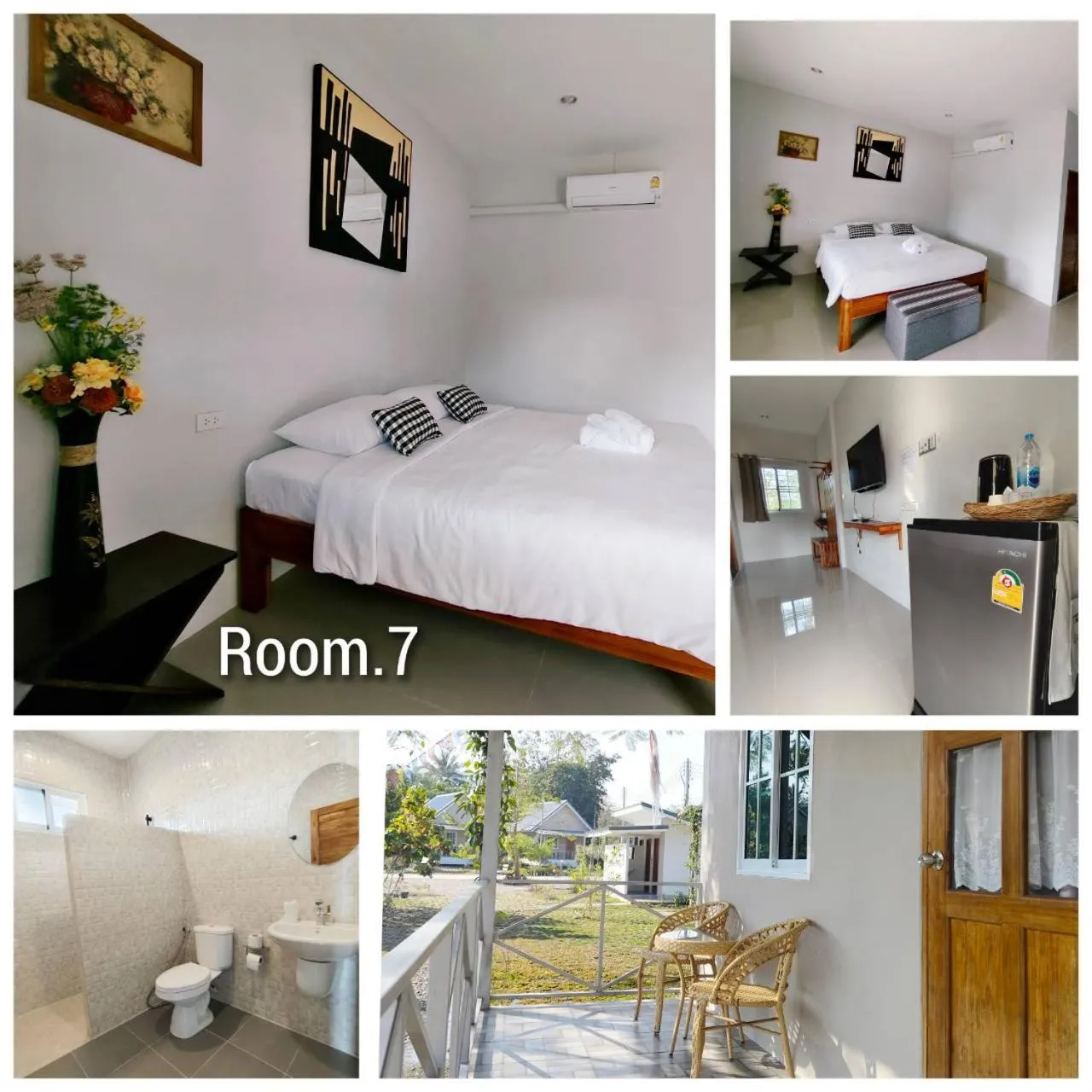 Photo of the whole room, Bed in Chiang Khan Dwelling