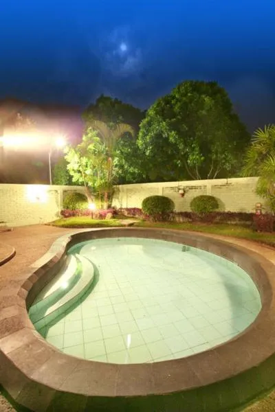 Kampung Sumber Alam Garut