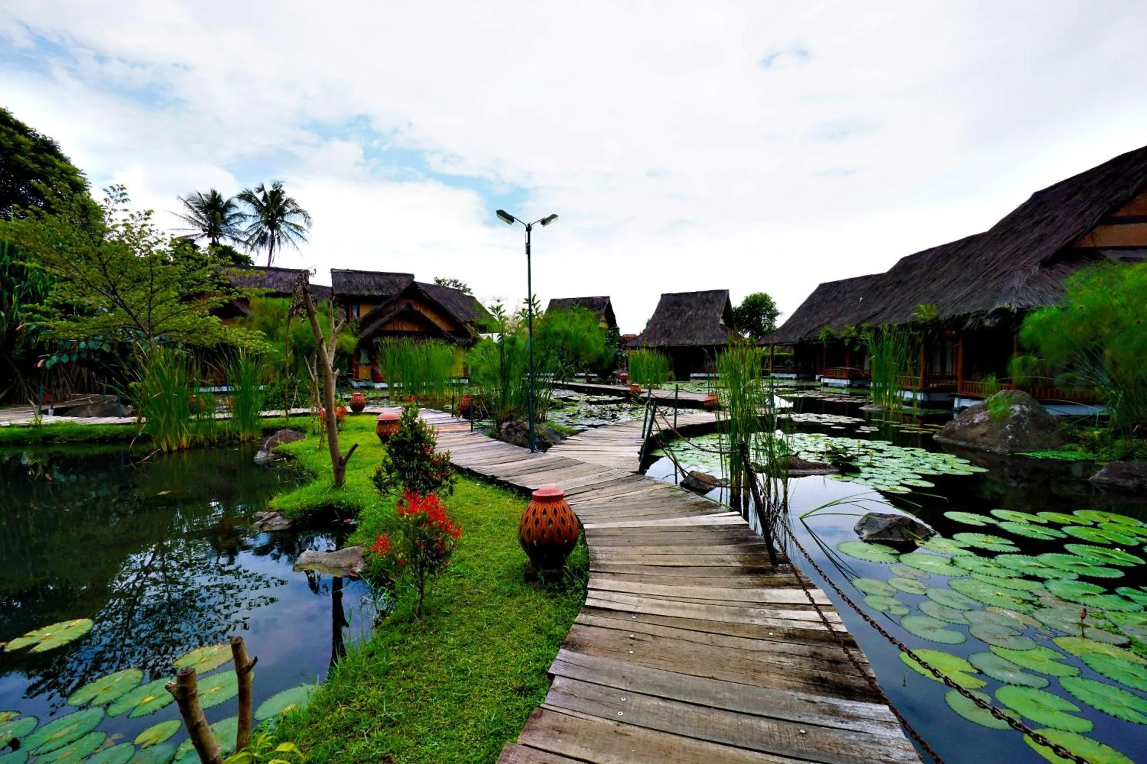 Kampung Sumber Alam Garut