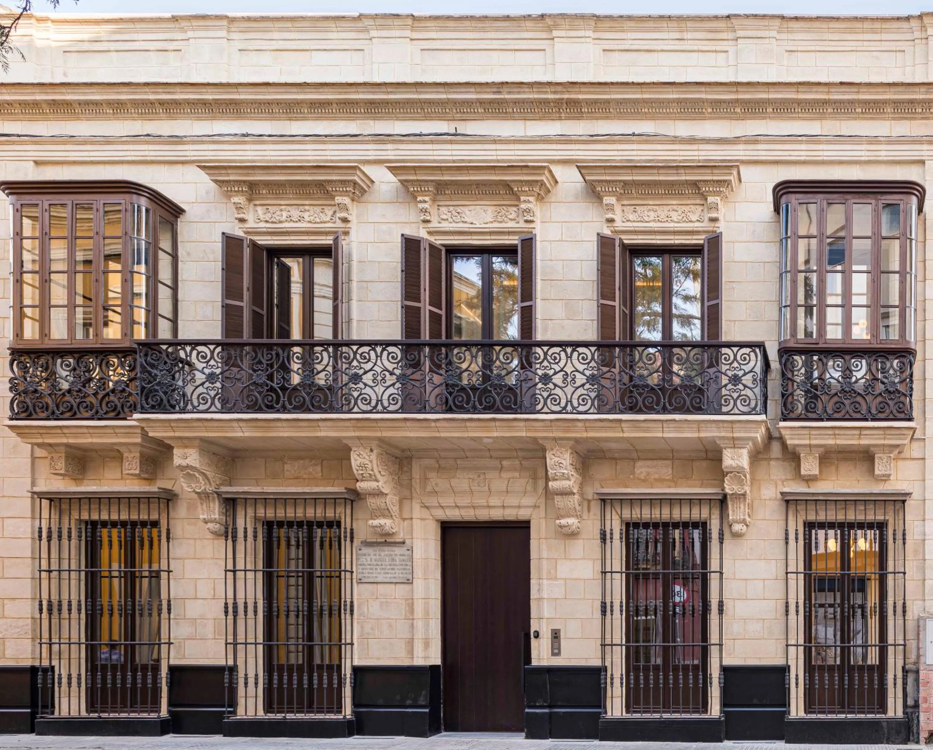 Property building in Tandem Solera