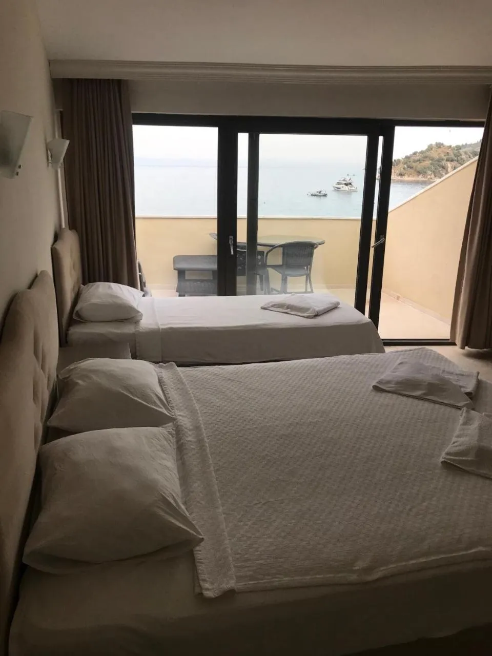 Bed in Can Apartments