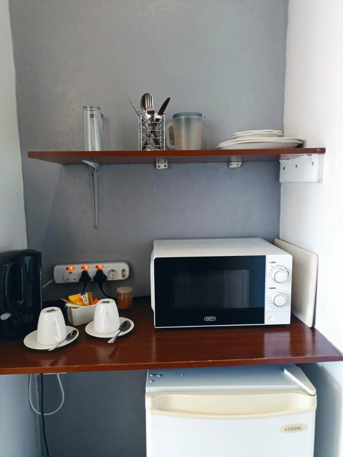 Coffee/tea facilities in 21 On Coetzee Guest House