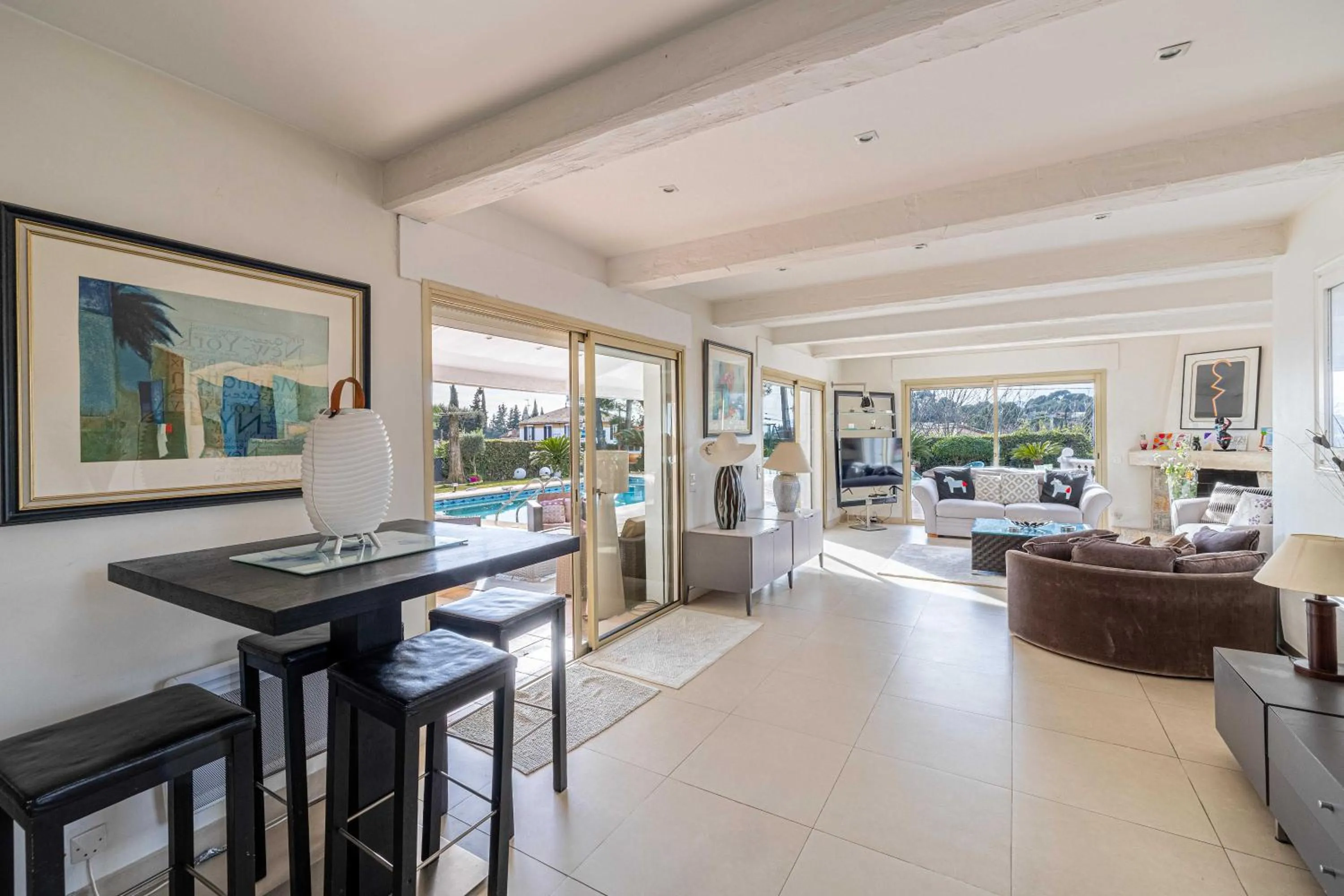 Luxurious Private 6-bed villa with Pool Mougins