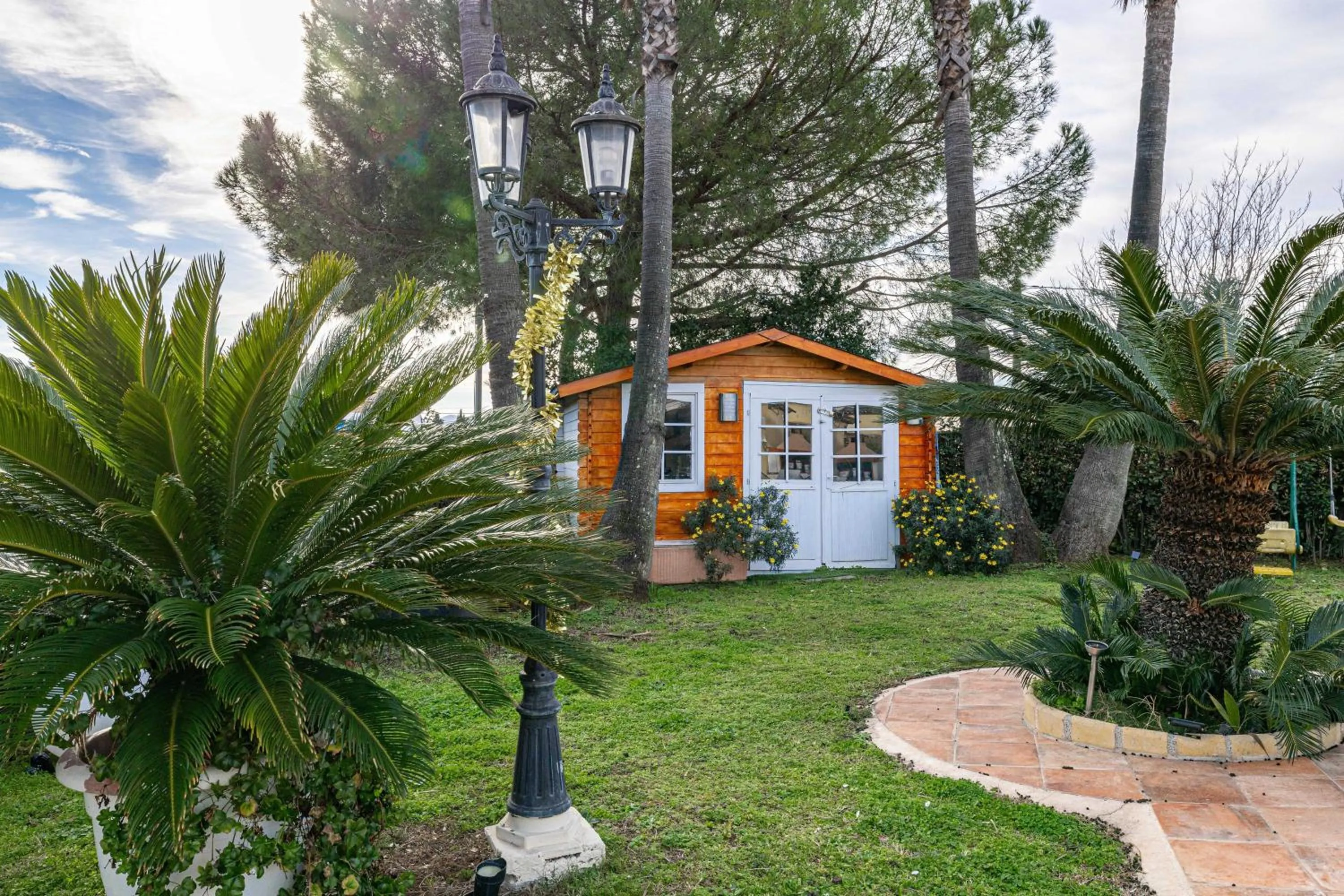 Luxurious Private 6-bed villa with Pool Mougins