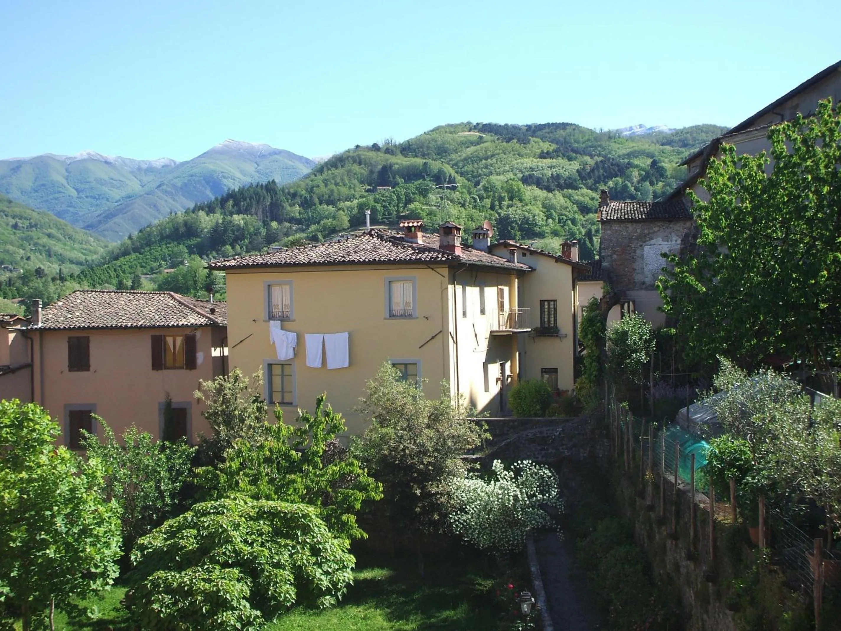 Neighbourhood in Nel Cielo... di Barga
