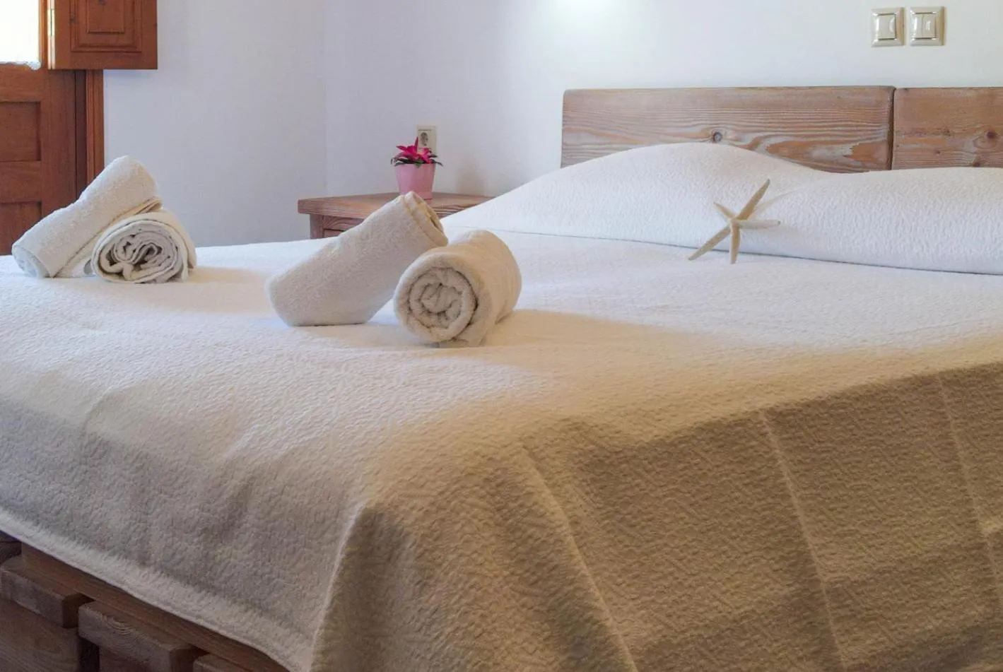 Bed in Mistral-Patmos