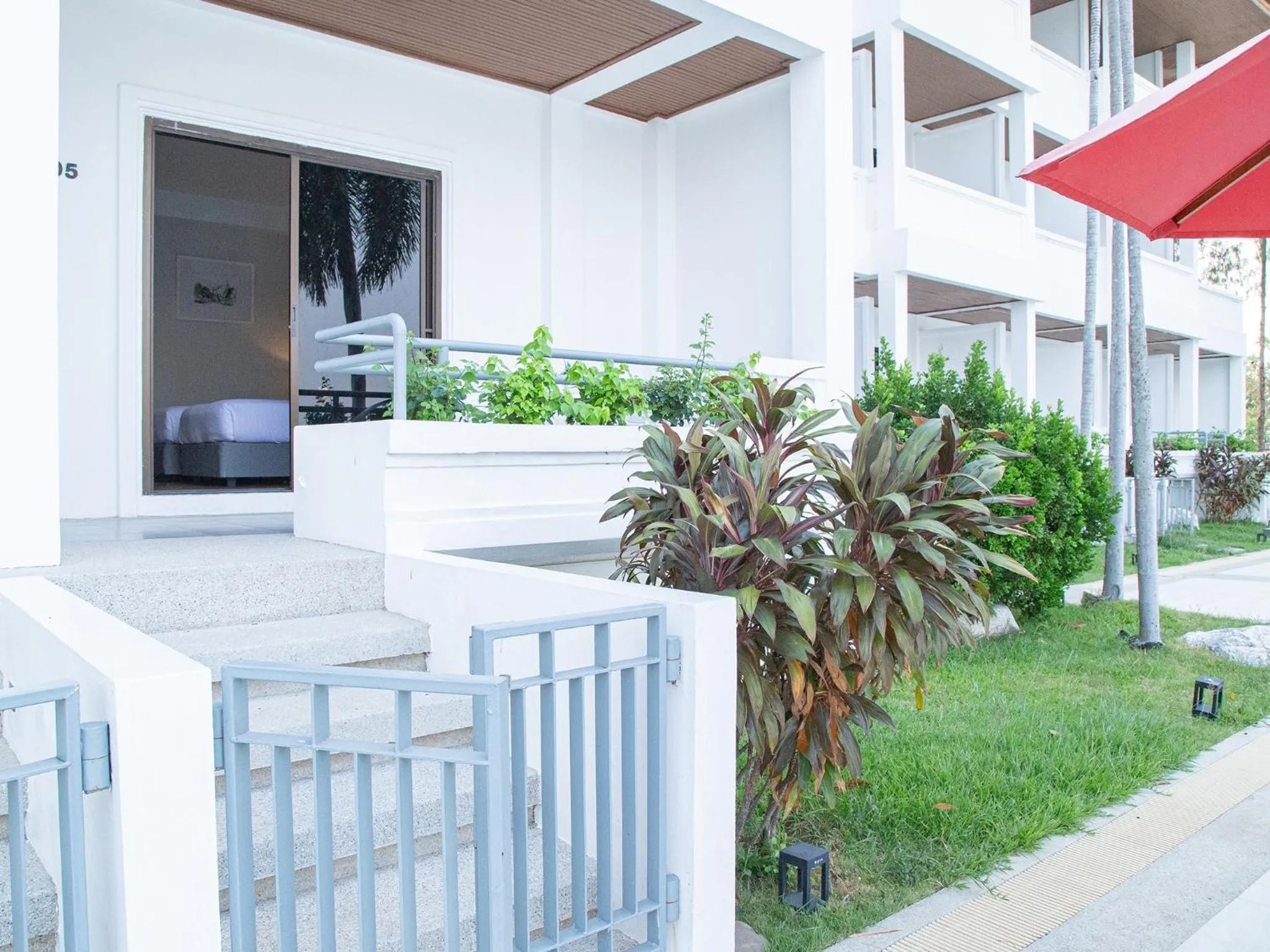 Balcony/Terrace in Fortune River View Hotel Nakhon Phanom
