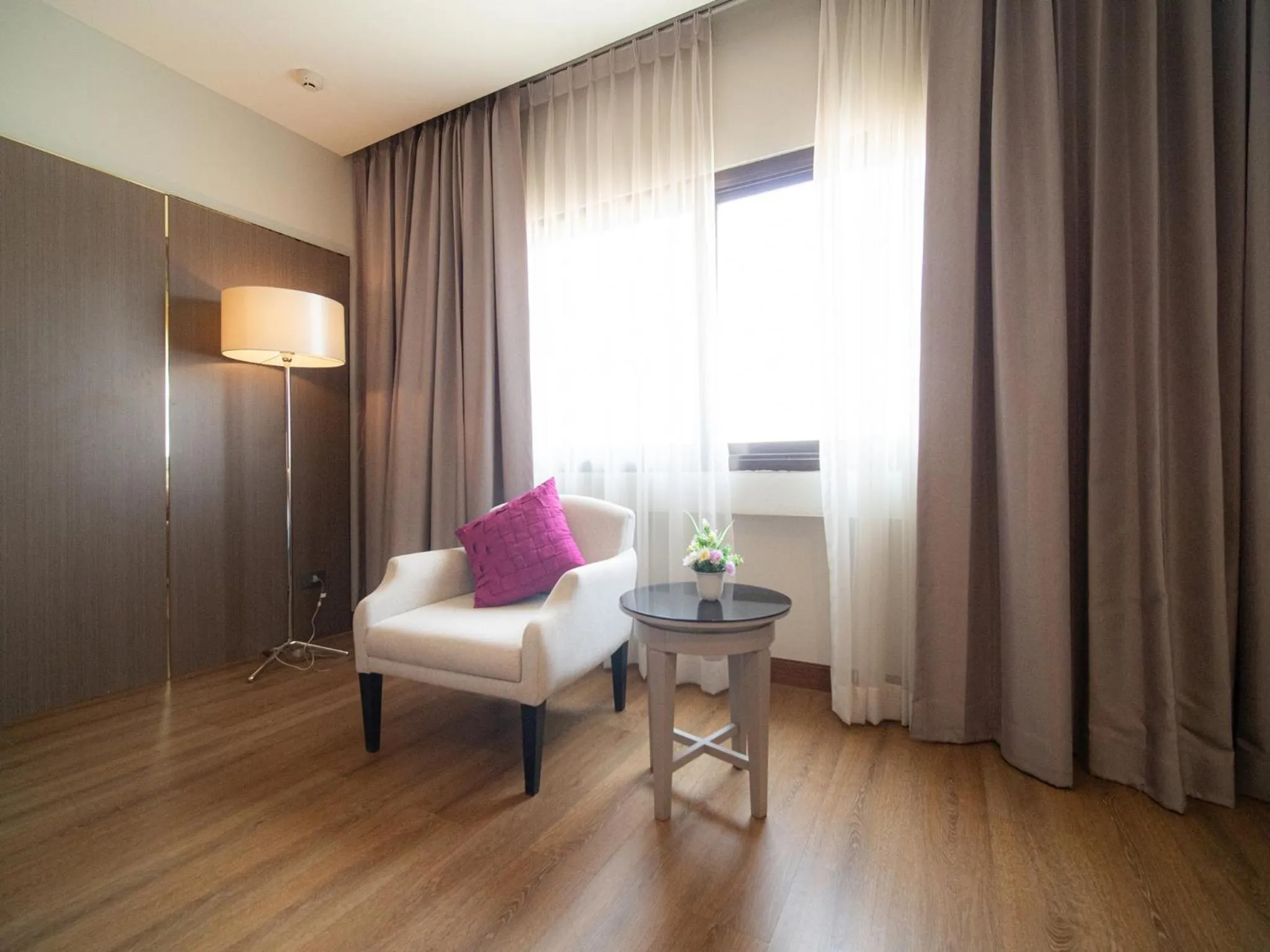 Area and facilities in Fortune River View Hotel Nakhon Phanom