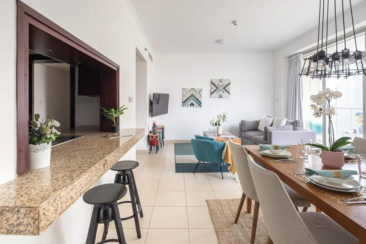 Frank Porter - Burj Views