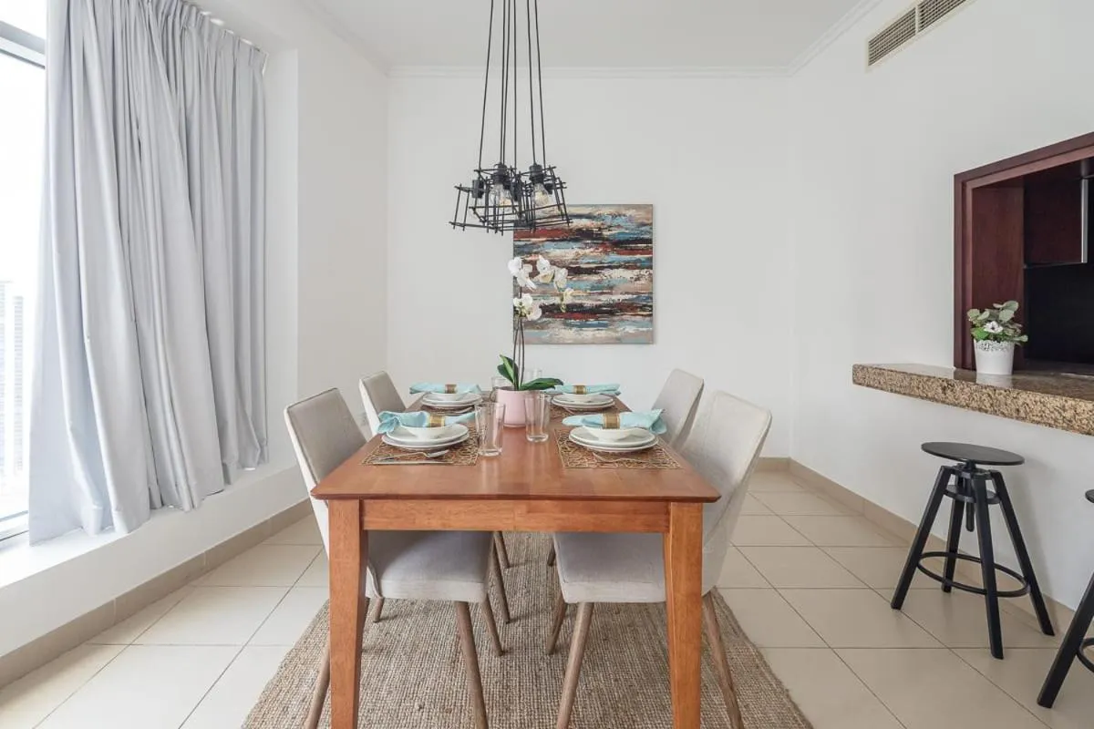 Frank Porter - Burj Views