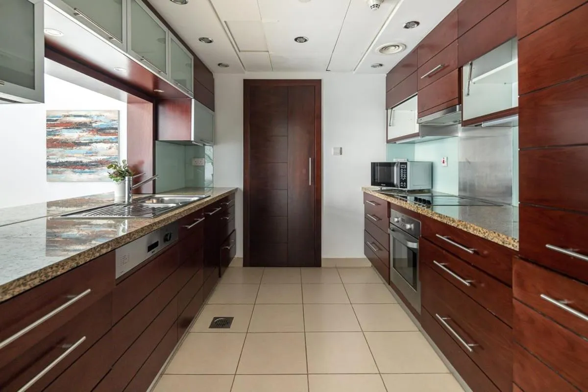 Frank Porter - Burj Views