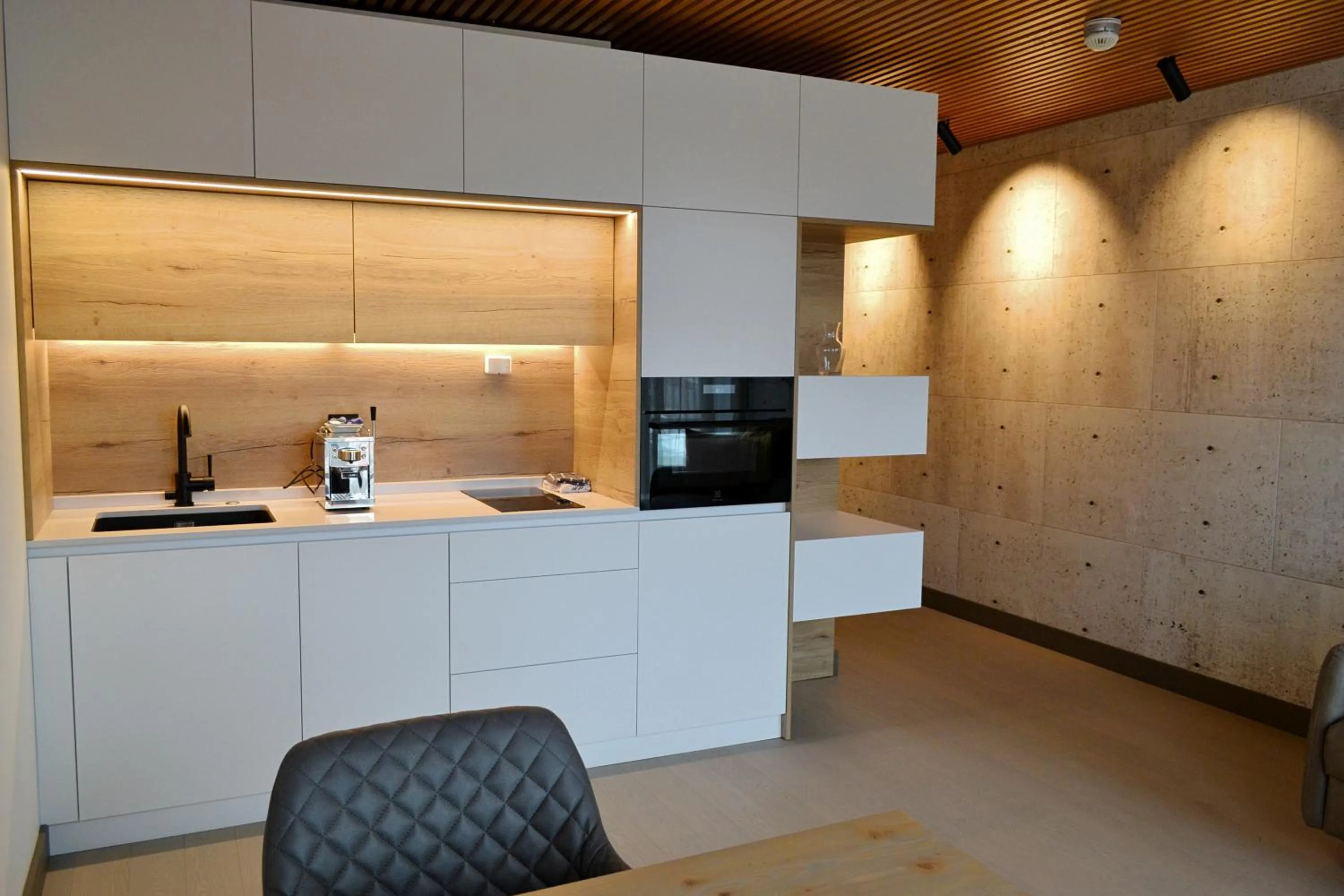 Kitchen or kitchenette in Andenes Suitehotel