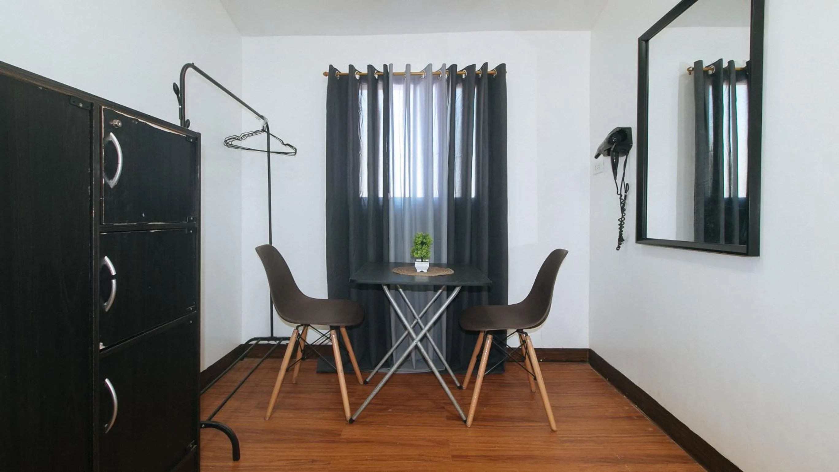 Bedroom in Stay Inn Station 1 Boracay by RedDoorz