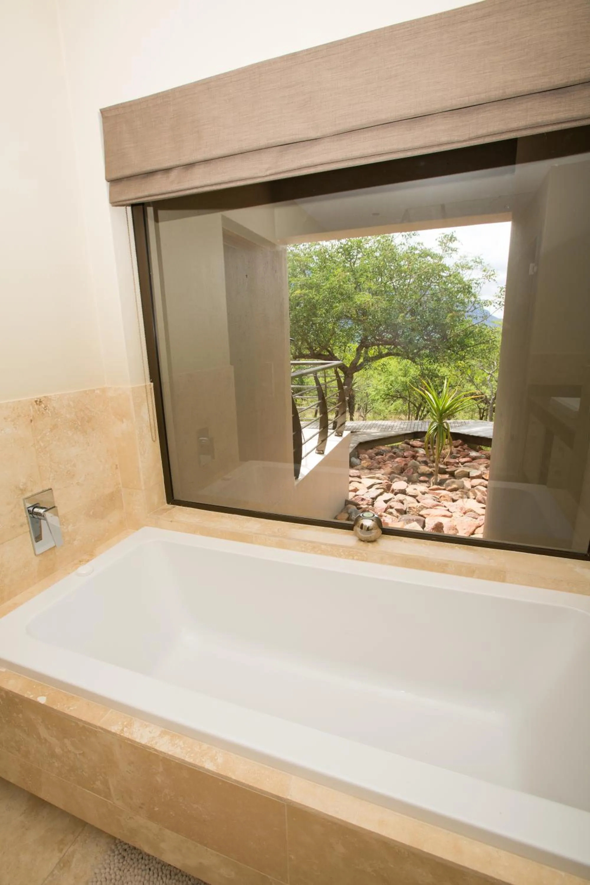 Bathroom in umVangati House