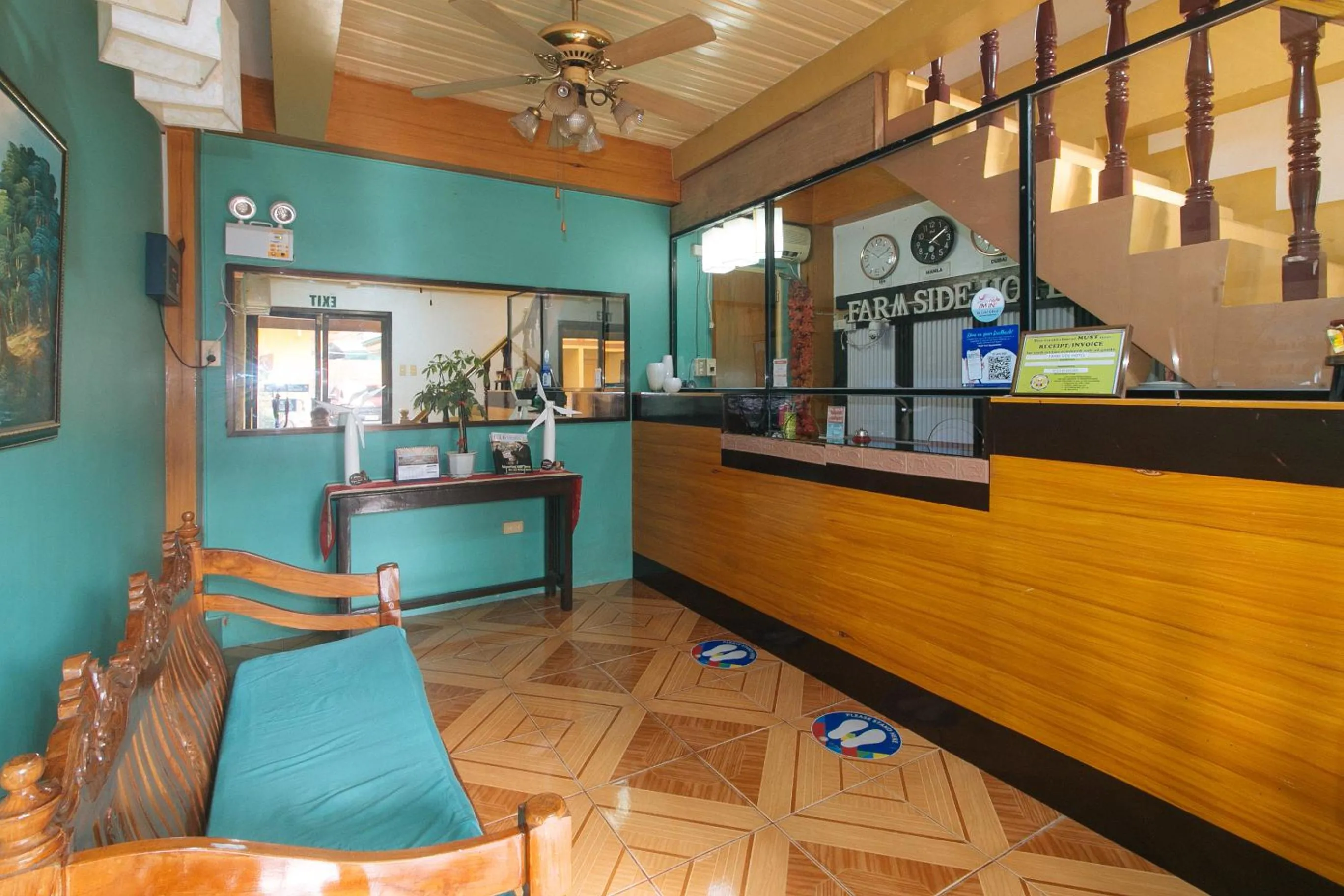 Living room in RedDoorz @ Farm Side Hotel Laoag City