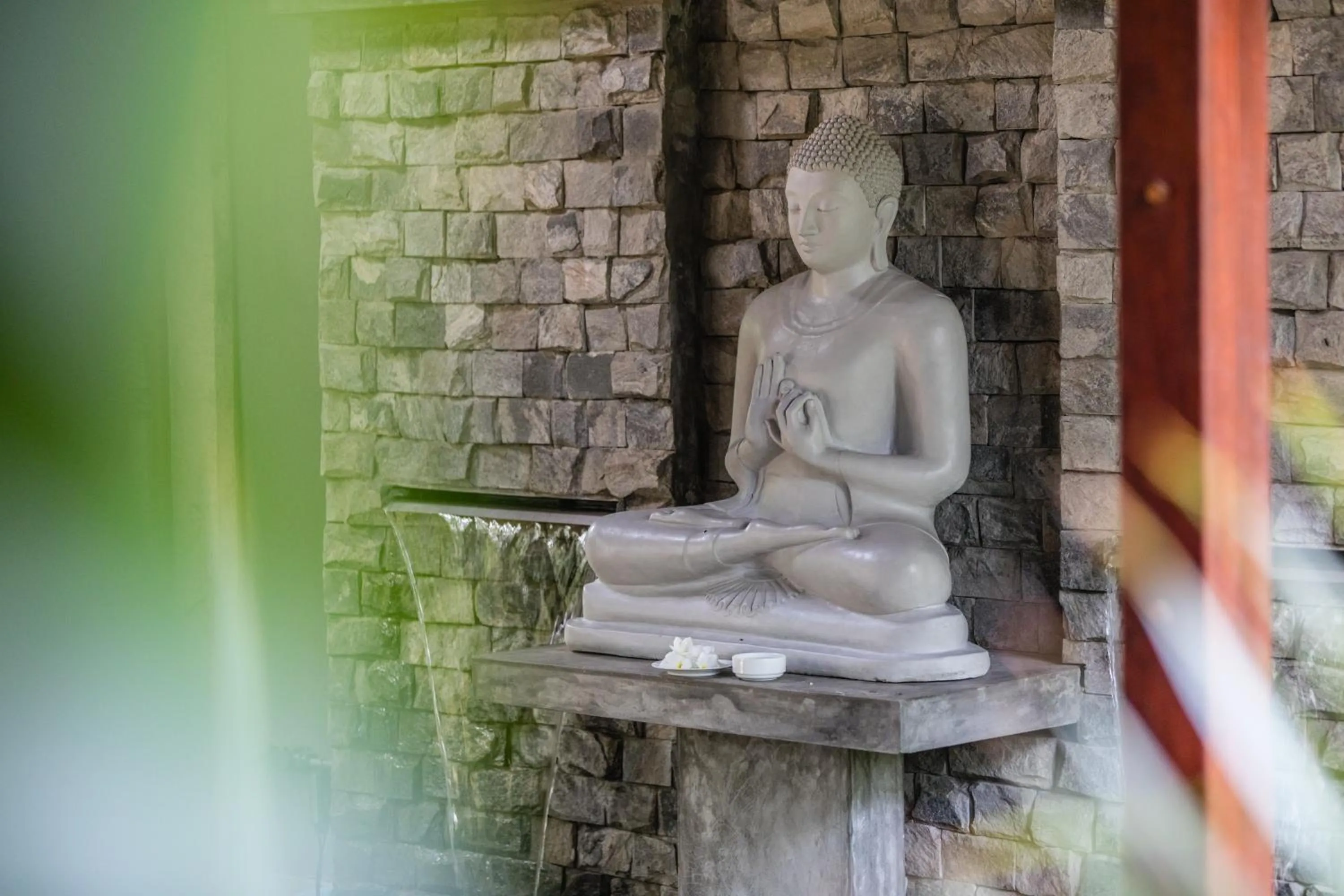 Decorative detail in Seven Turtles