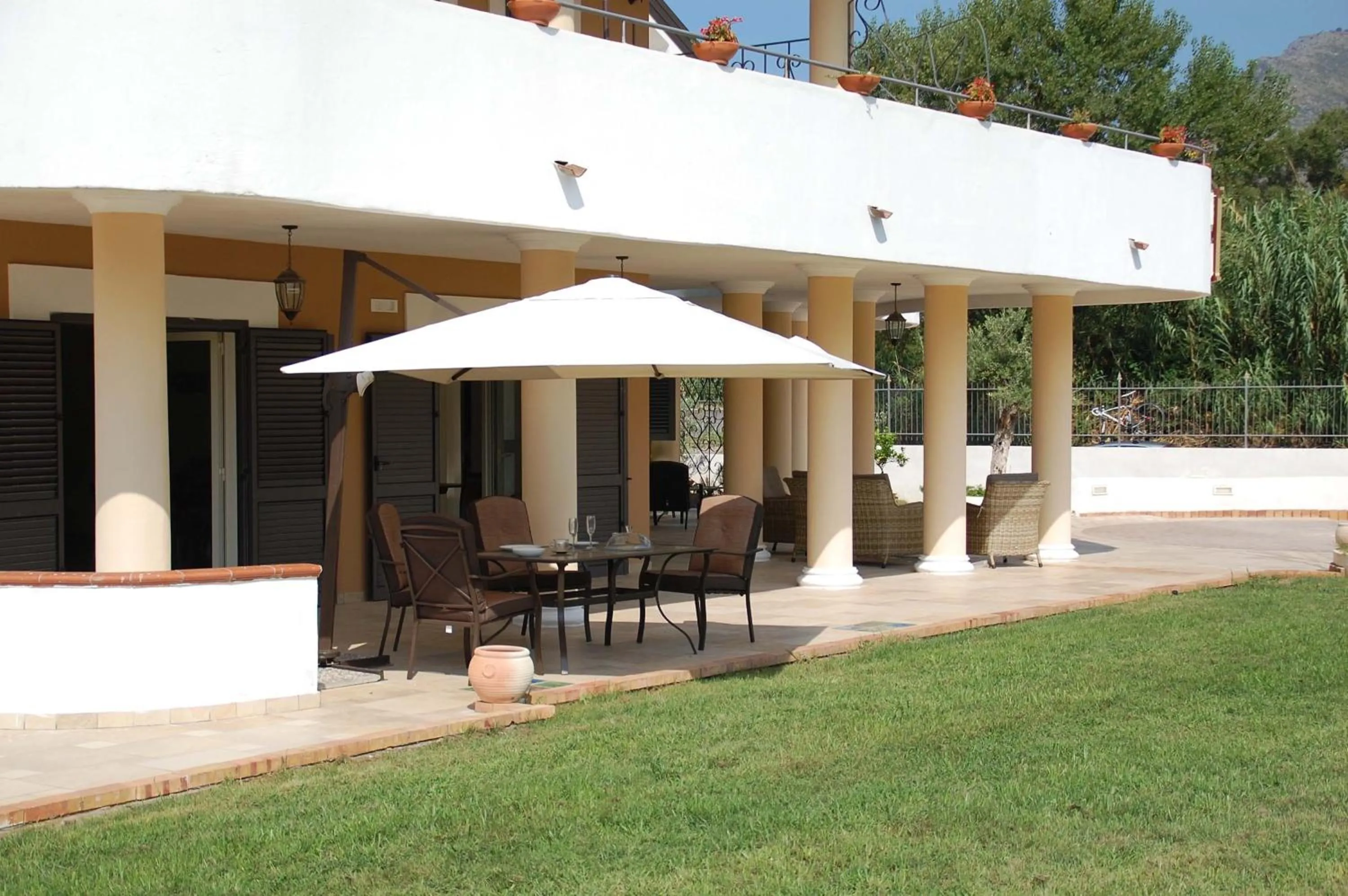 Garden in Hotel Villa Senator Mediterraneo