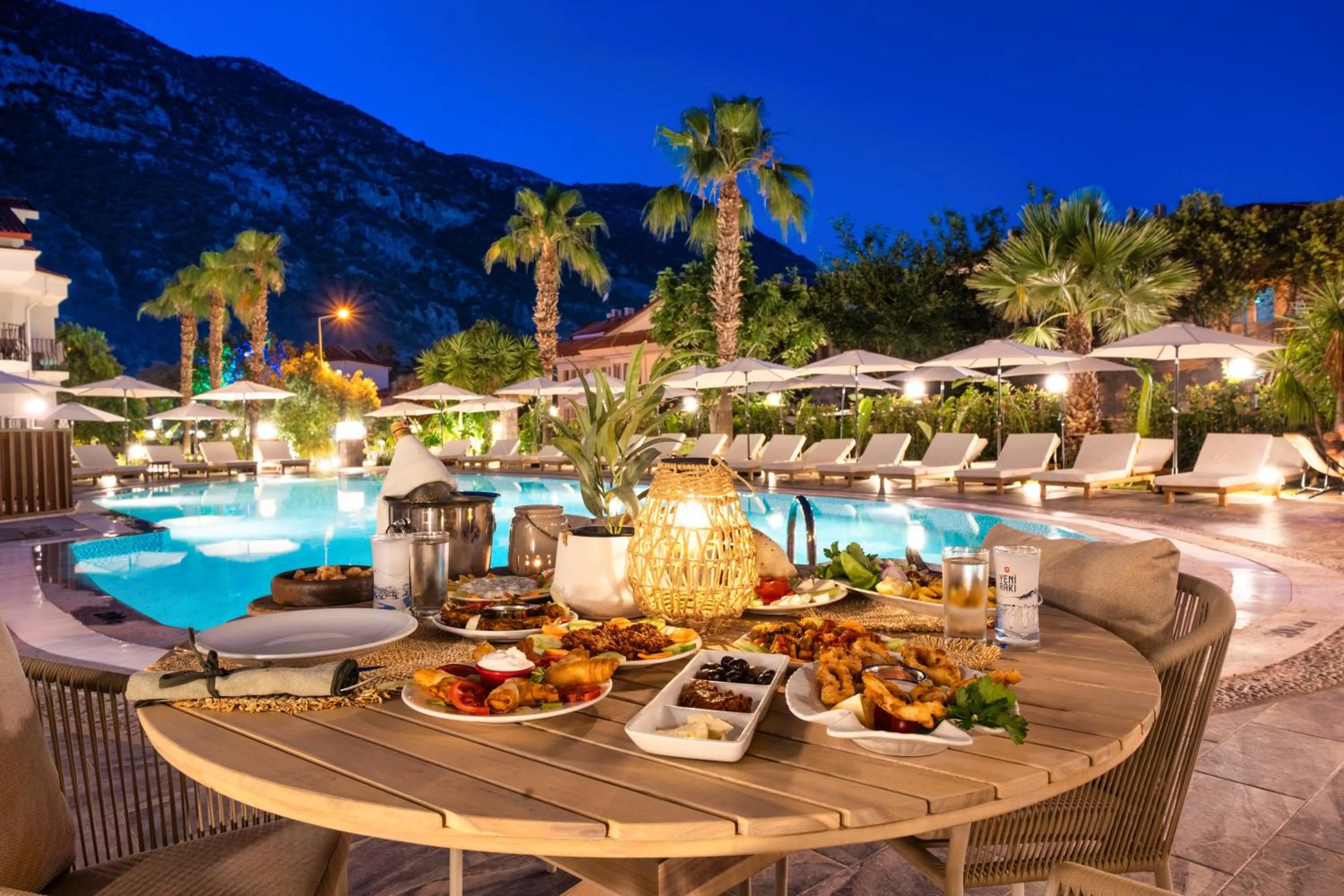 Ata Lagoon Beach Hotel