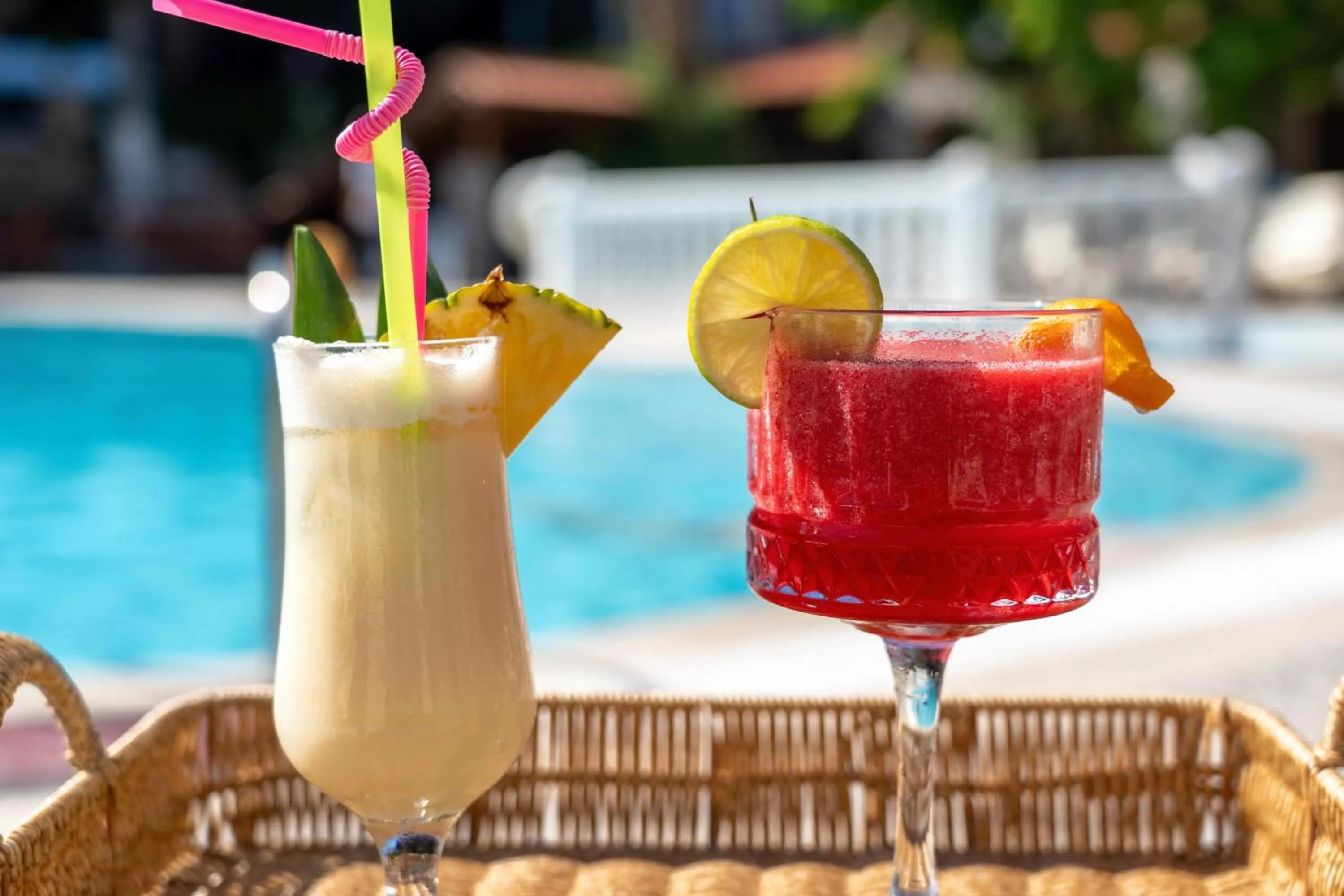 Swimming pool in Ata Lagoon Beach Hotel