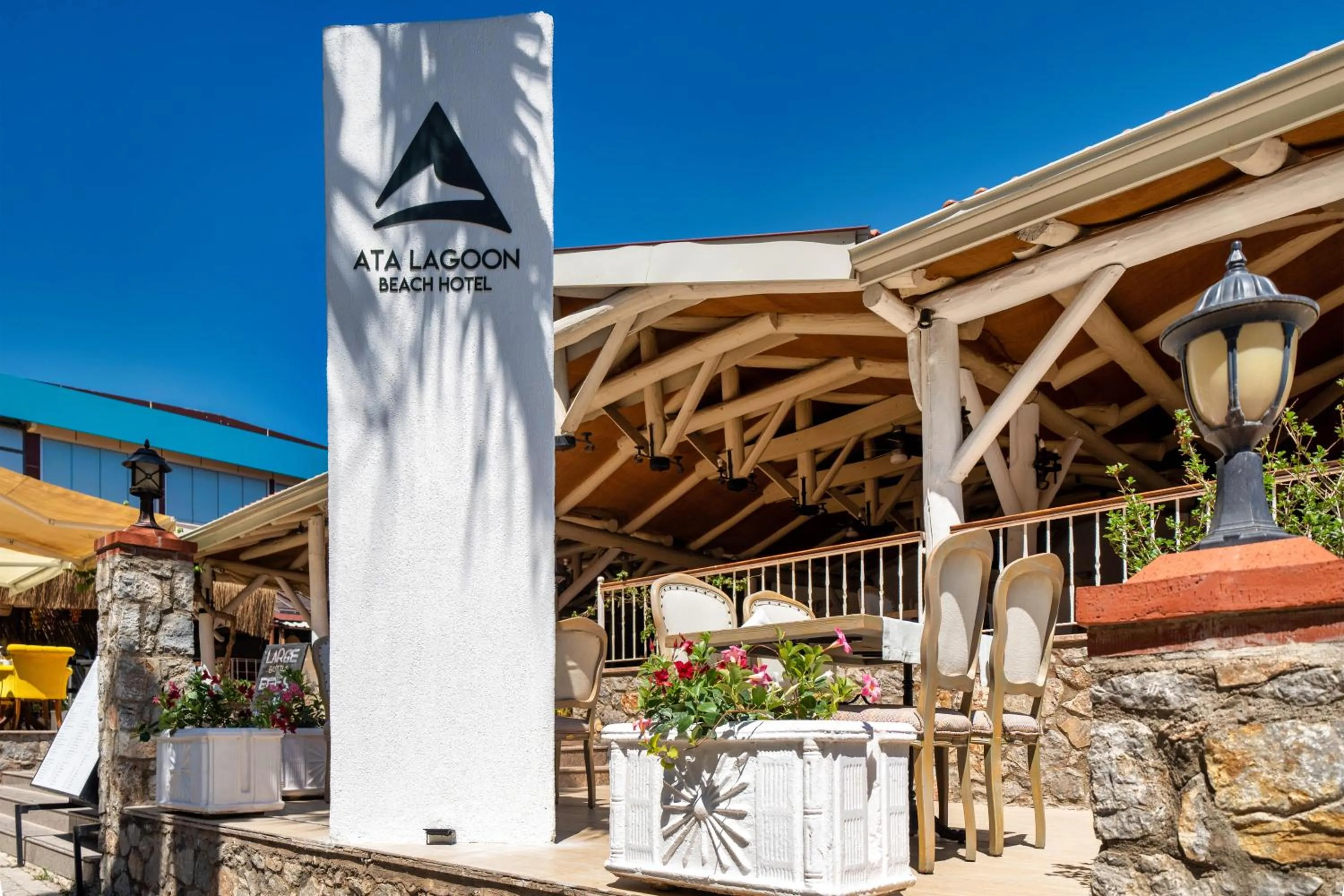 Property building in Ata Lagoon Beach Hotel