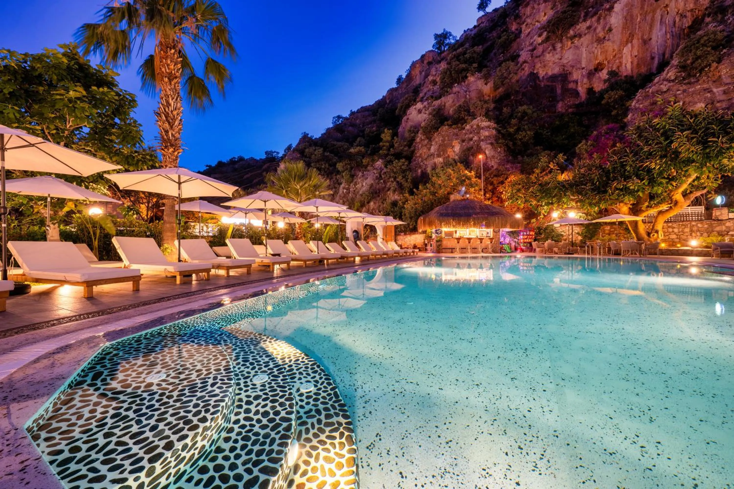 Ata Lagoon Beach Hotel