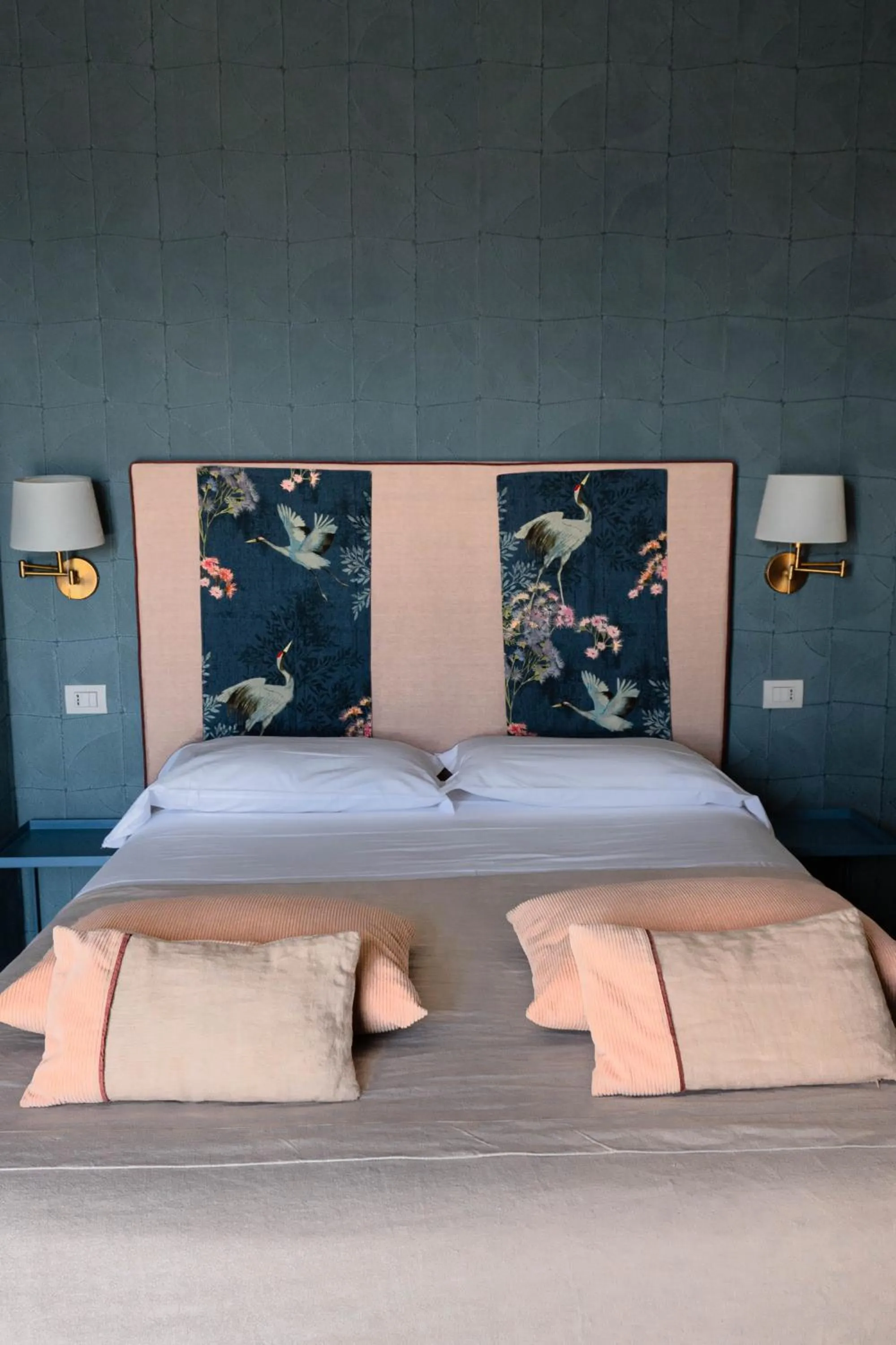 Bedroom, Bed in Bontempo Suite