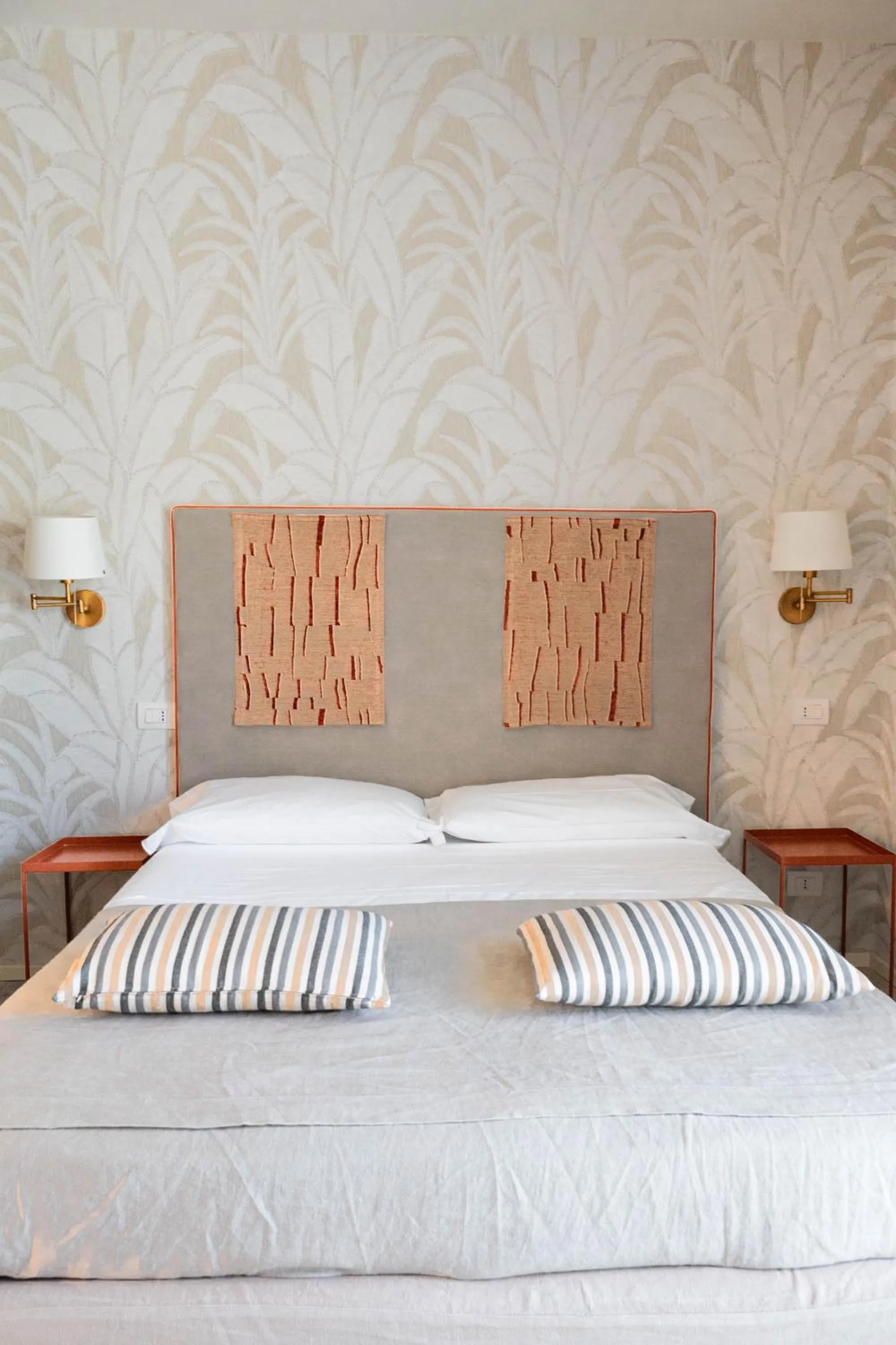 Bedroom, Bed in Bontempo Suite