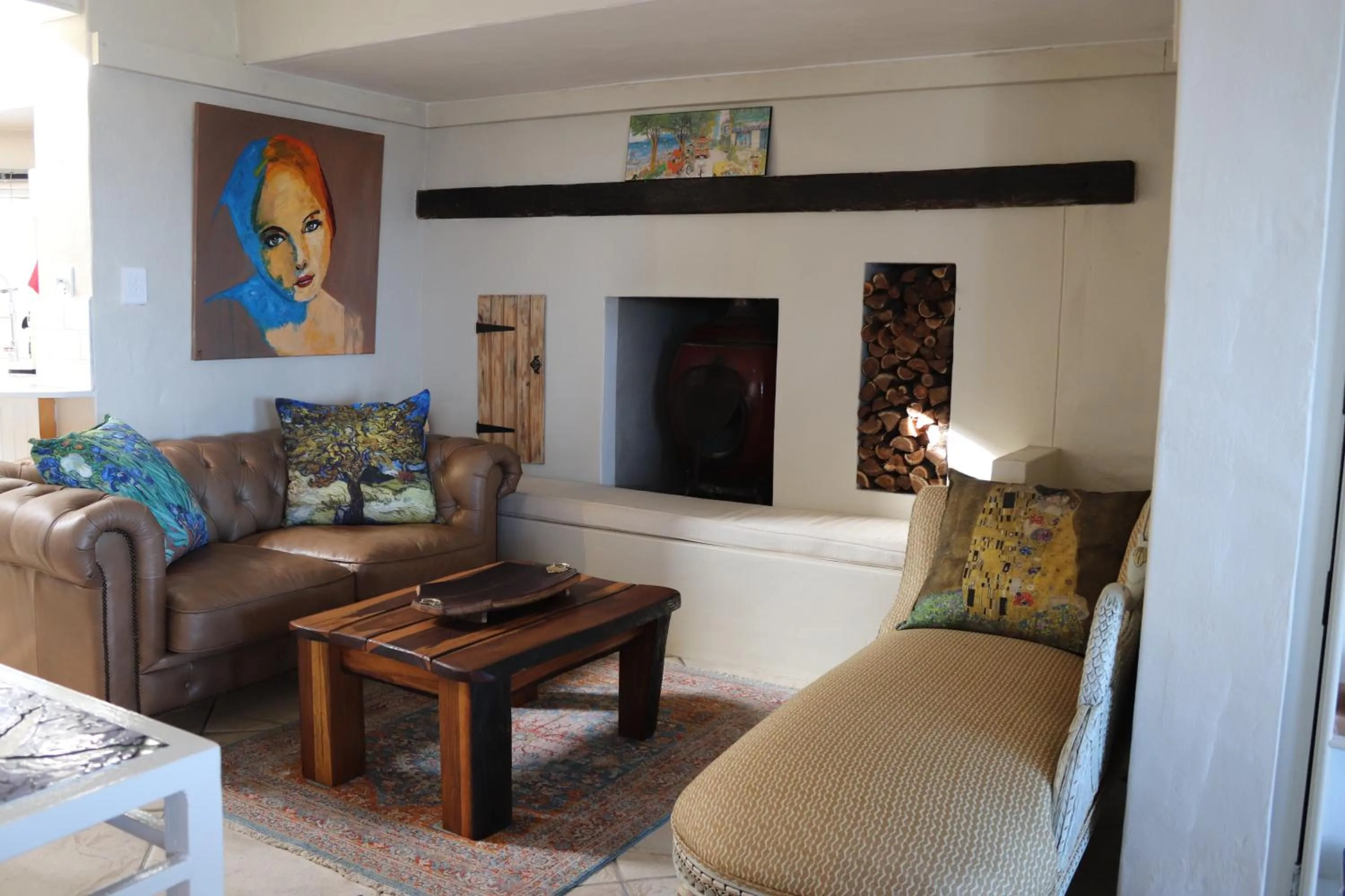 Living room in Gilcrest Place Guest House