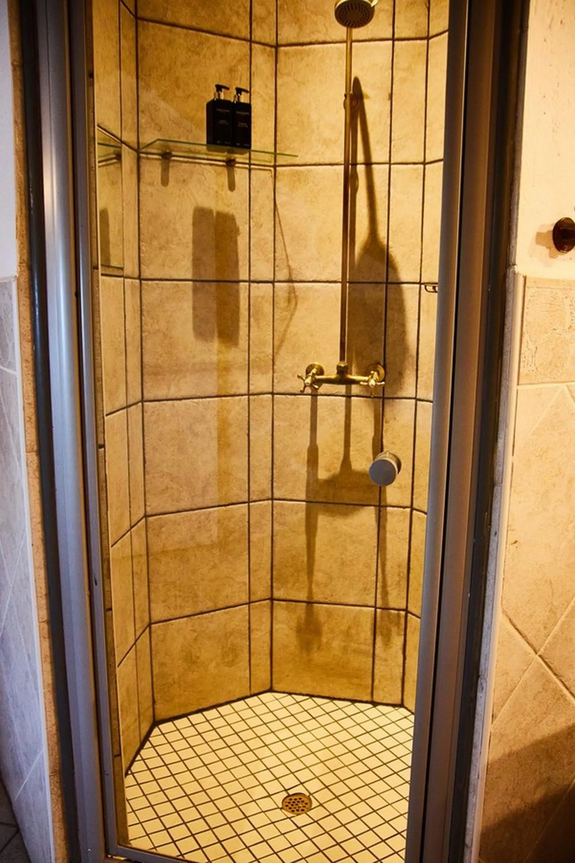 Shower in Gilcrest Place Guest House