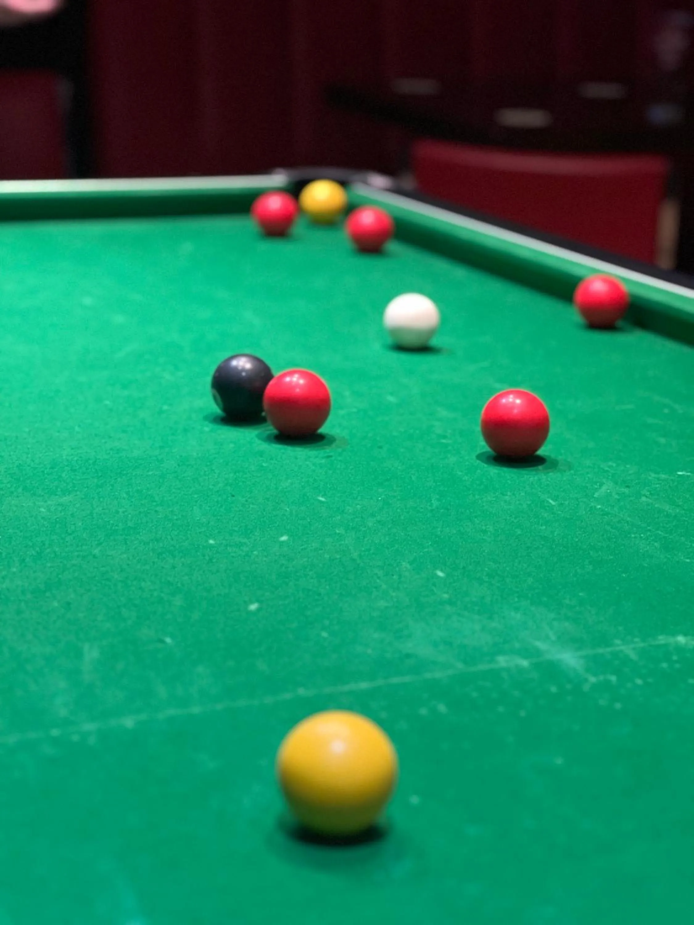 Billiard in Brig Inn Hotel