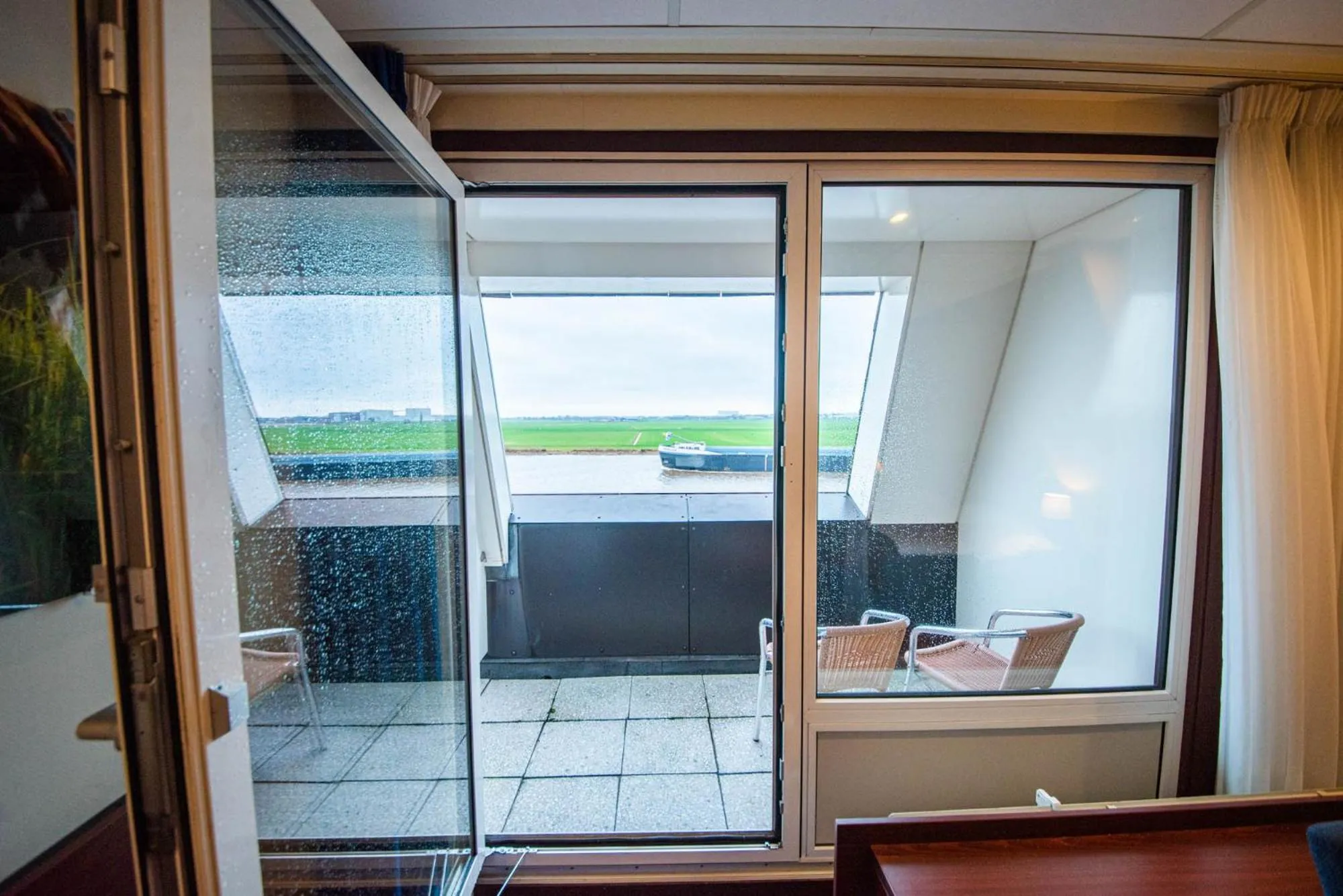 River view in Hotel Zwartewater