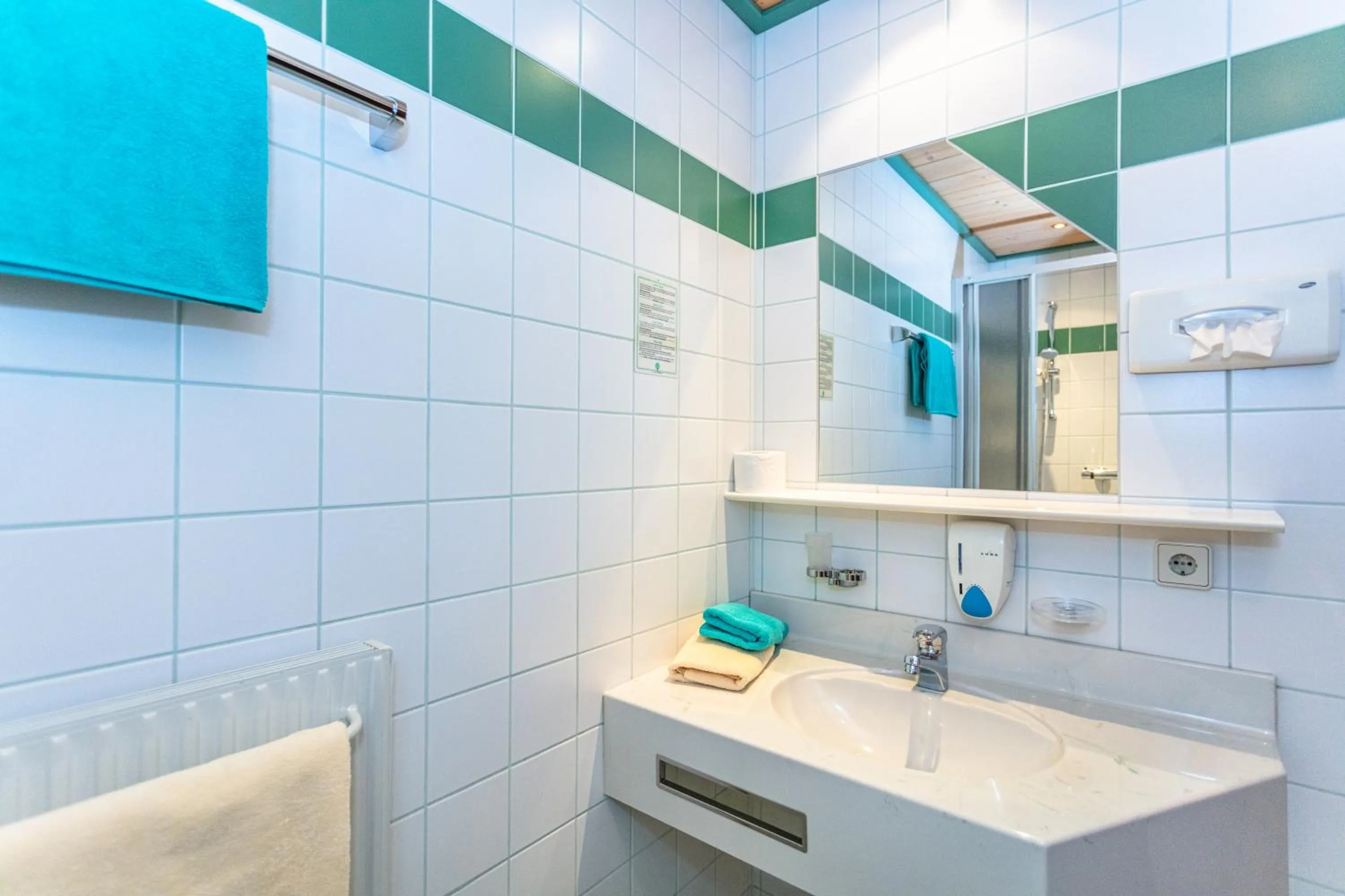 Bathroom in Landgasthof Neuwirt