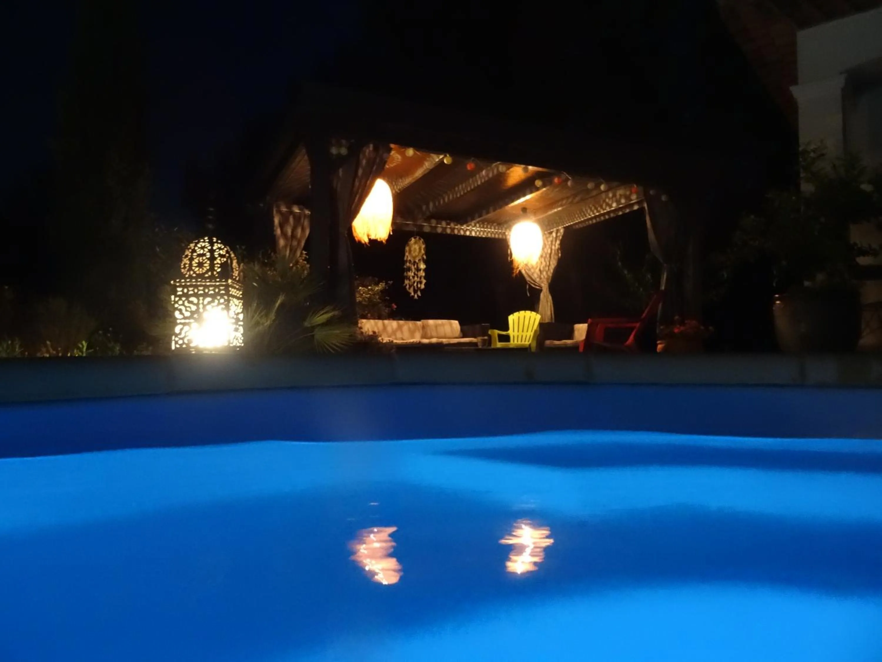 Night in L Olivadou B&B