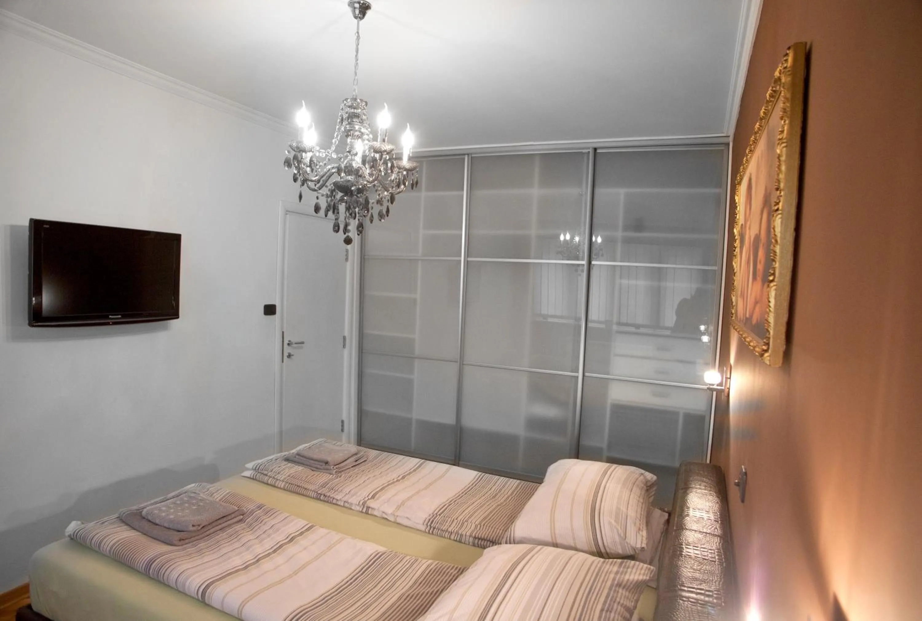 Bed in Angel Apartment